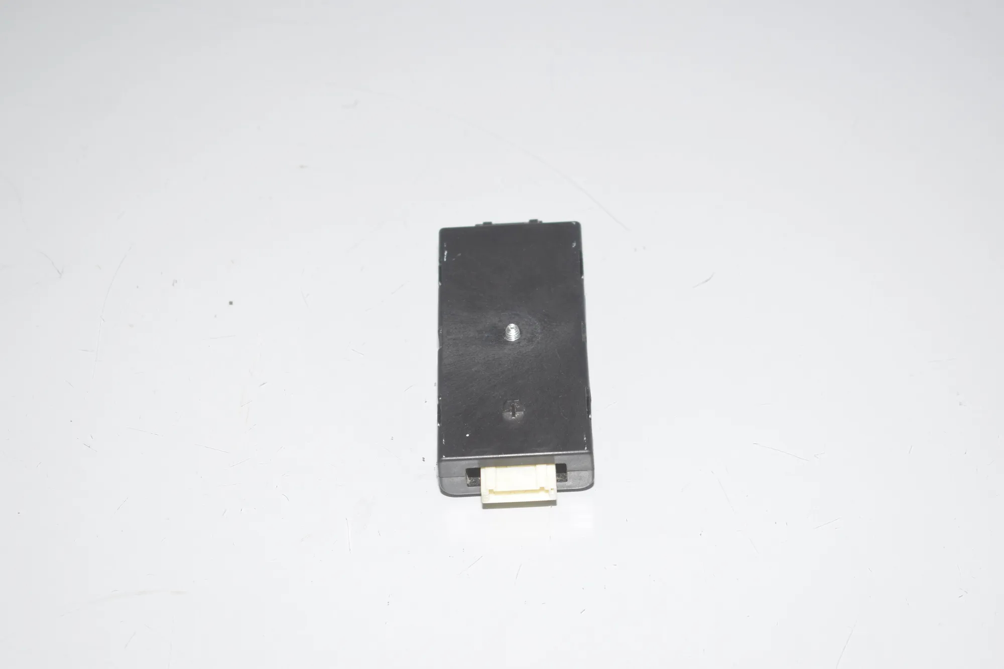 Antenna Filter – OEM 9199865 · BMW 5 Touring (F11) 530 d xDrive 2011 – 3
