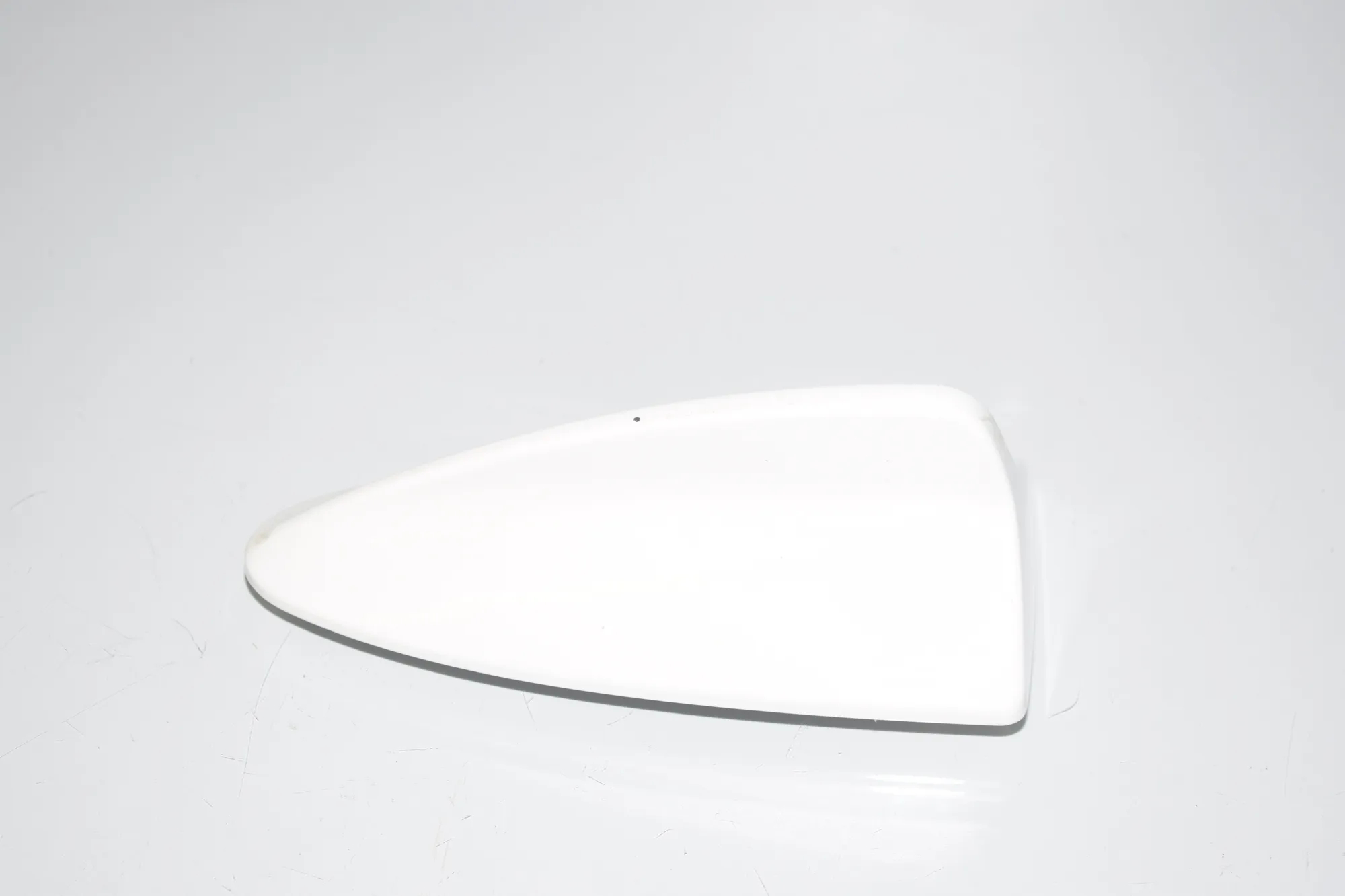 Antenna Trim – OEM 65200420271 · BMW 5 Touring (F11) 530 d xDrive 2011