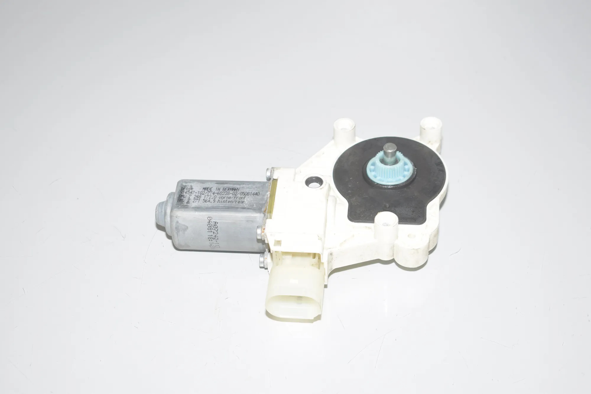 Front Right Door Window Control Motor – OEM 51337271564 · BMW 5 Touring (F11) 530 d xDrive 2011