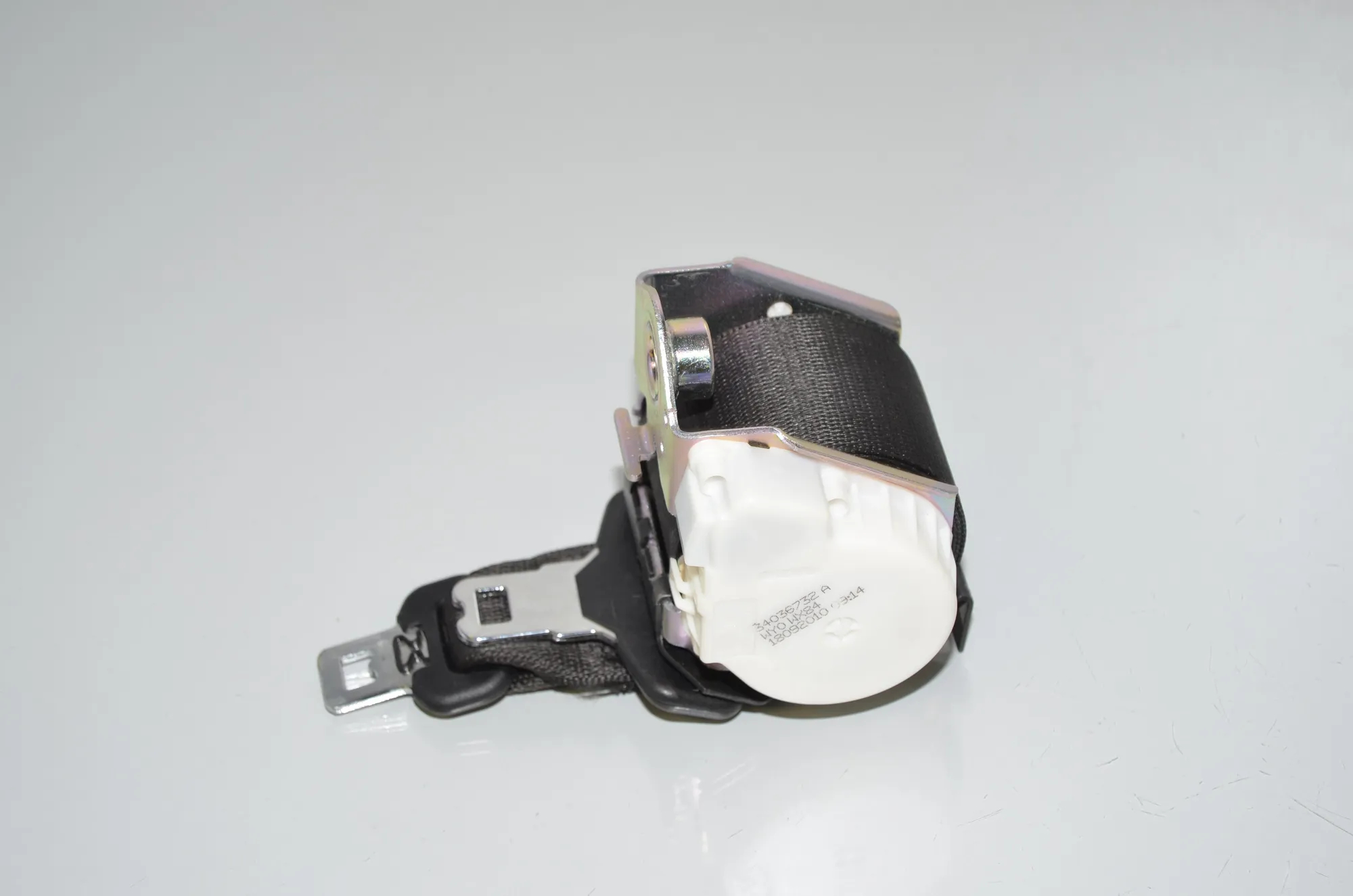 Rear Middle Seatbelt – OEM 7247667 · BMW 5 (F10) 530 d 2010