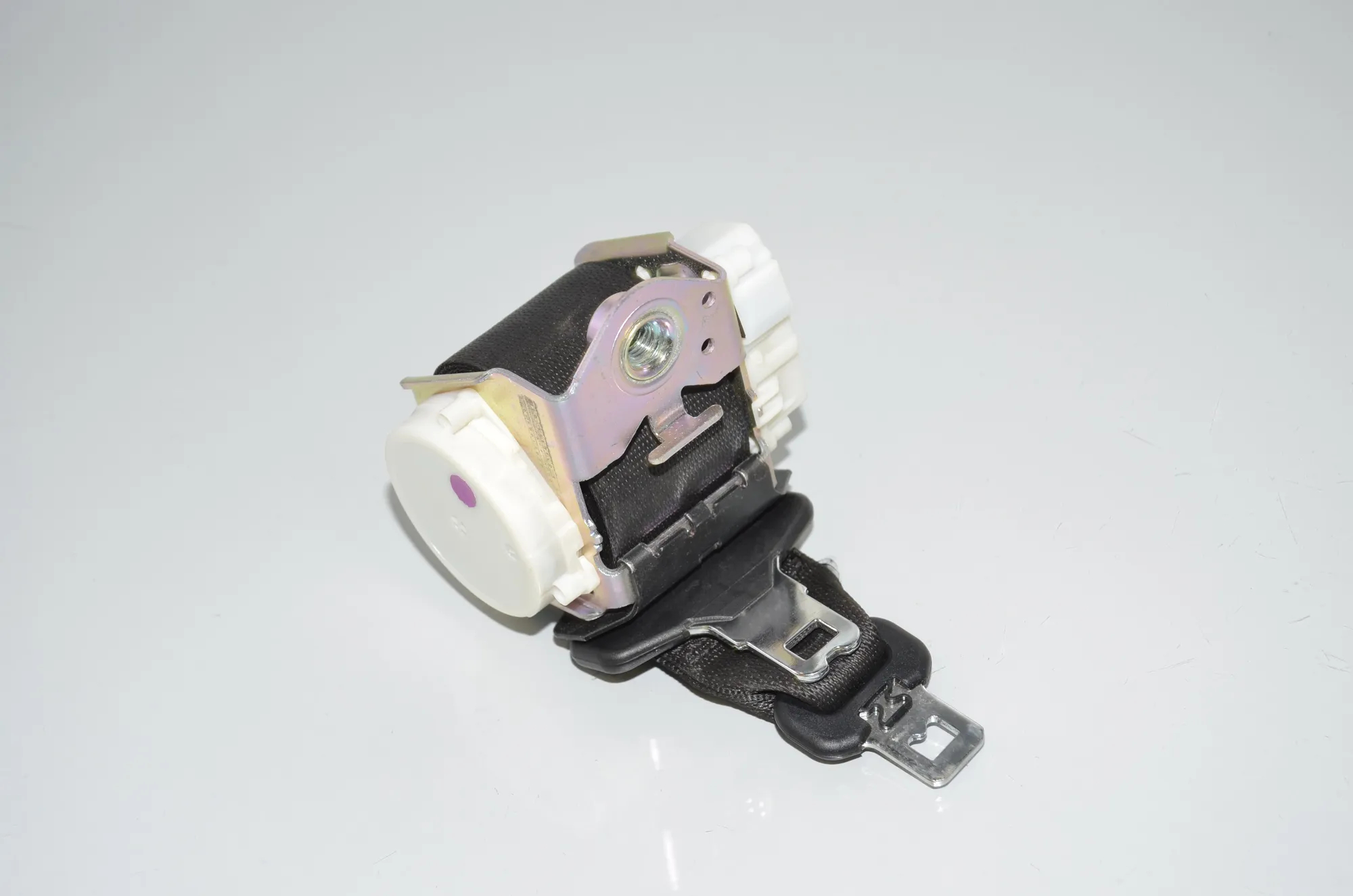 Rear Middle Seatbelt – OEM 7247667 · BMW 5 (F10) 530 d 2010 – 4