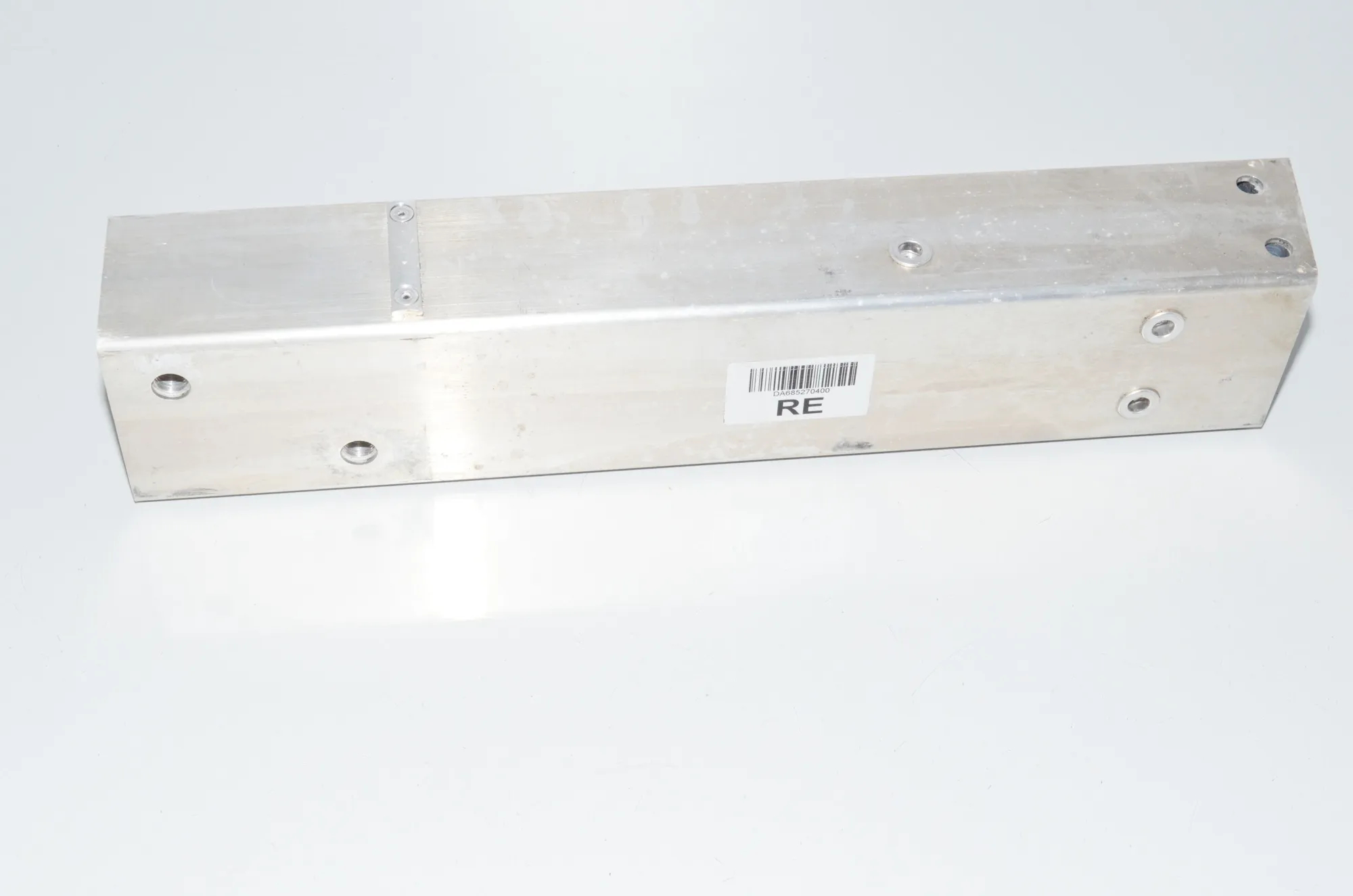 Rear Right Bumper Bracket – OEM 6852704 · BMW i3 (I01) s Electric 2020