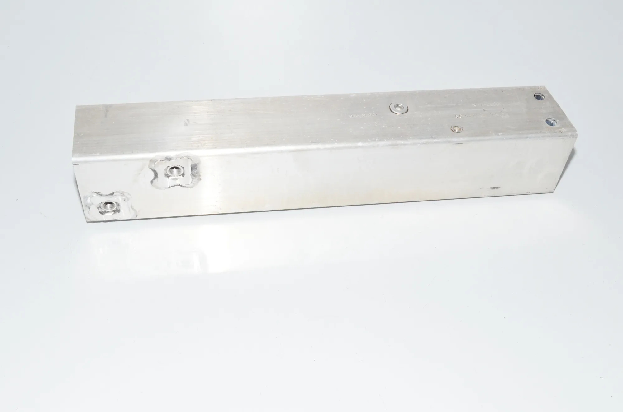 Rear Right Bumper Bracket – OEM 6852704 · BMW i3 (I01) s Electric 2020 – 3