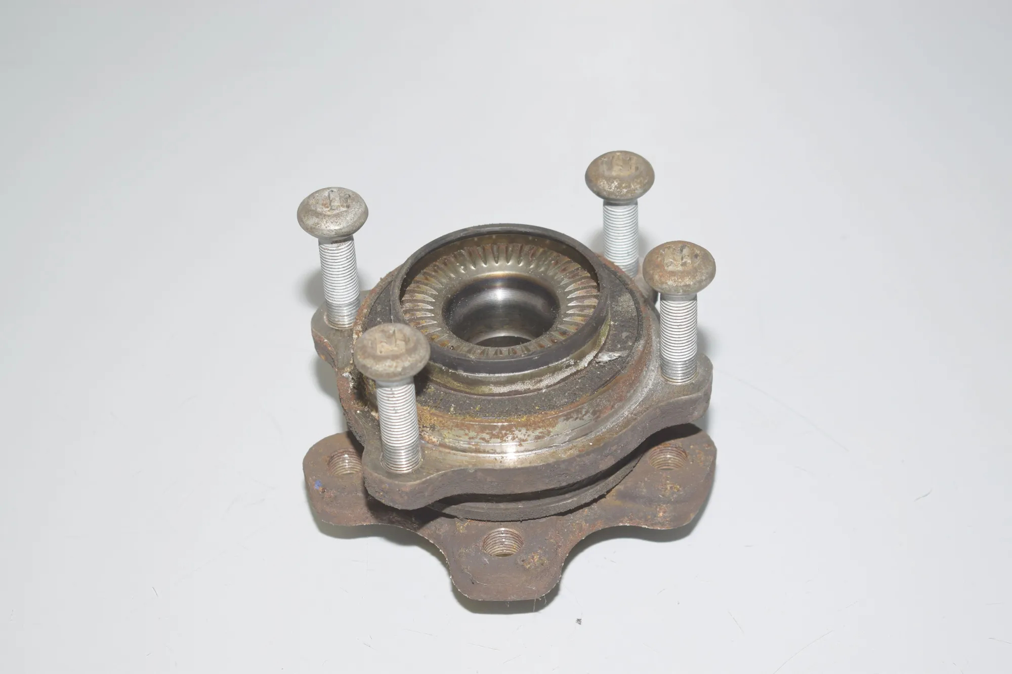 Rear Right Wheel Bearing – OEM 33406899174 · BMW 7 (G11, G12) 740 d, Ld xDrive 2016 – 2