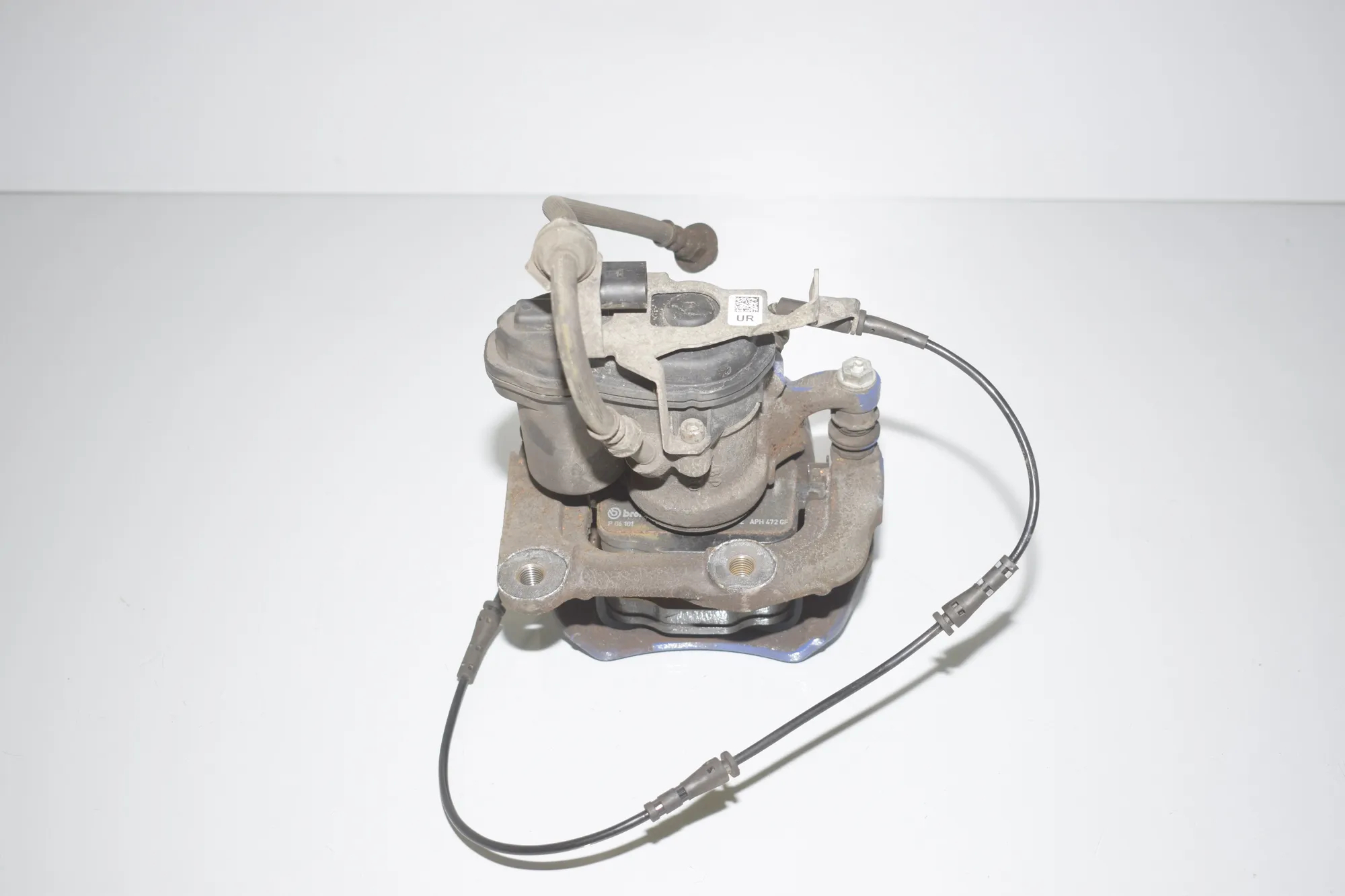 Rear Right Brake Caliper – OEM 6870572 · BMW 7 (G11, G12) 740 d, Ld xDrive 2016