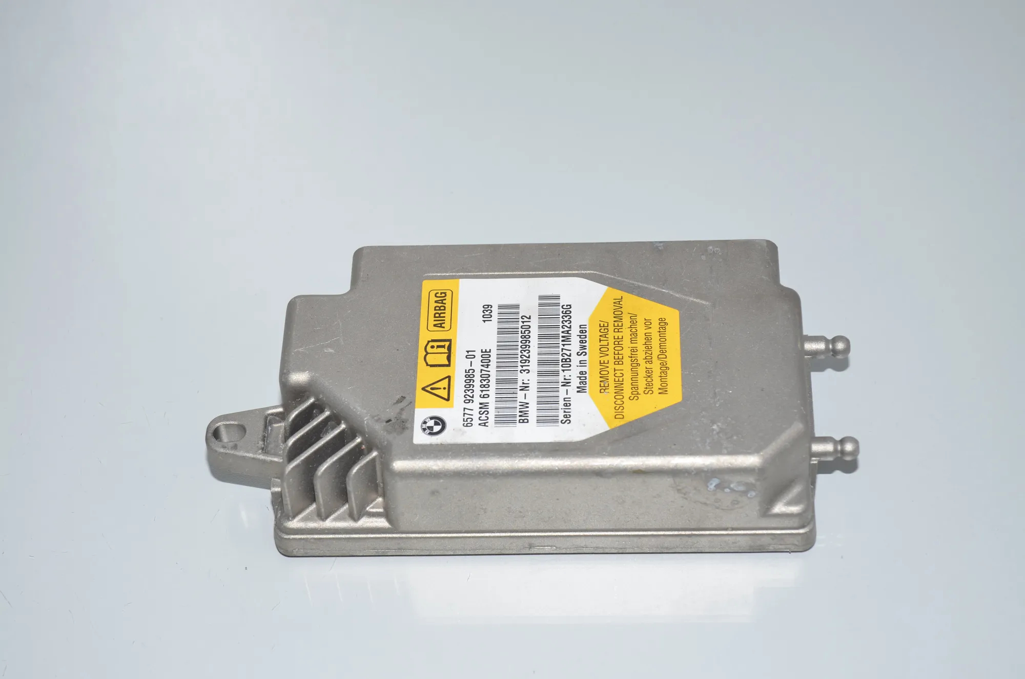 SRS Control Unit – OEM 9239985 · BMW 5 (F10) 530 d 2010 – 2