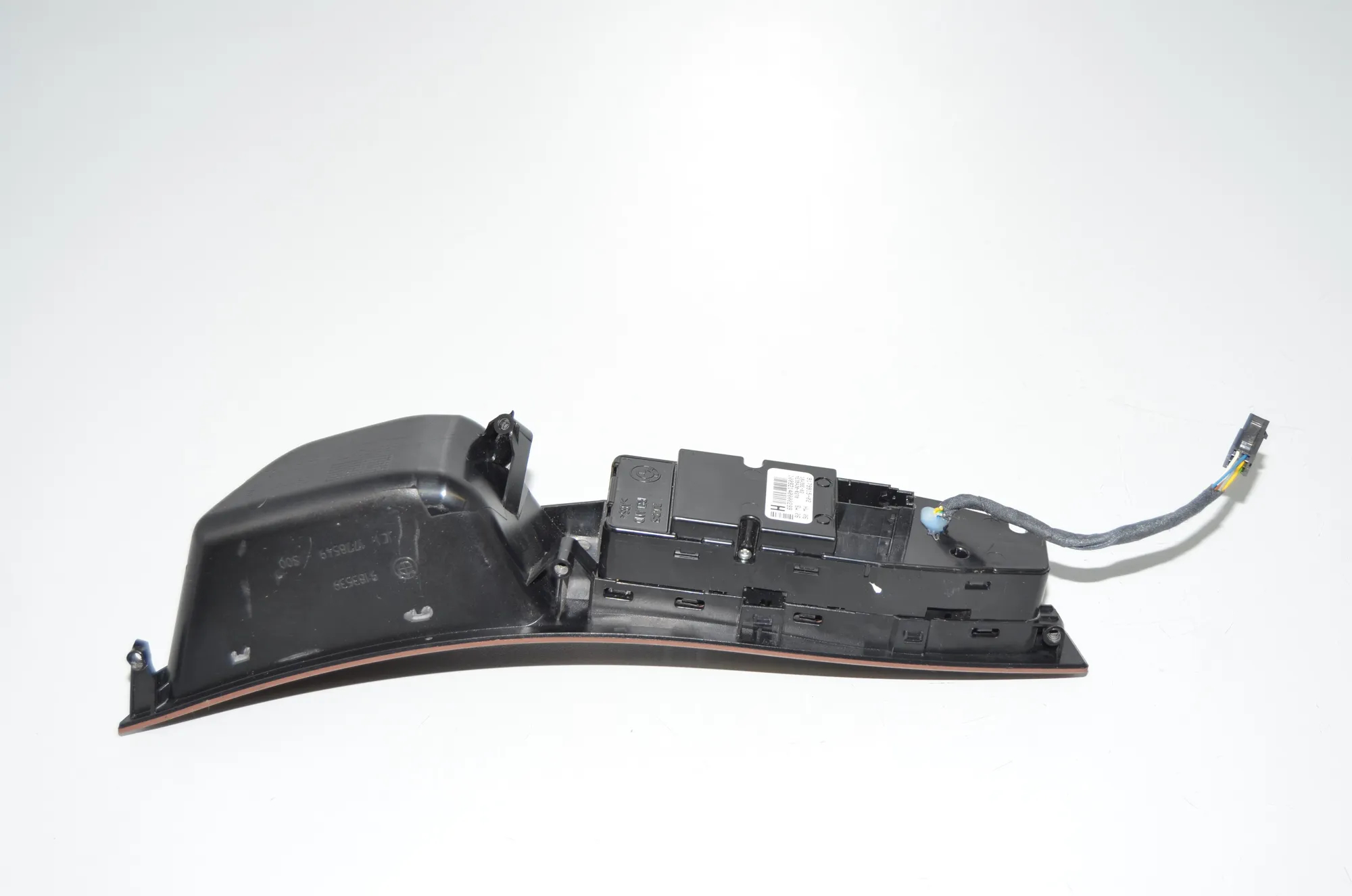 Front Left Door Window Switch – OEM 9179915 · BMW 5 (F10) 530 d 2010 – 3