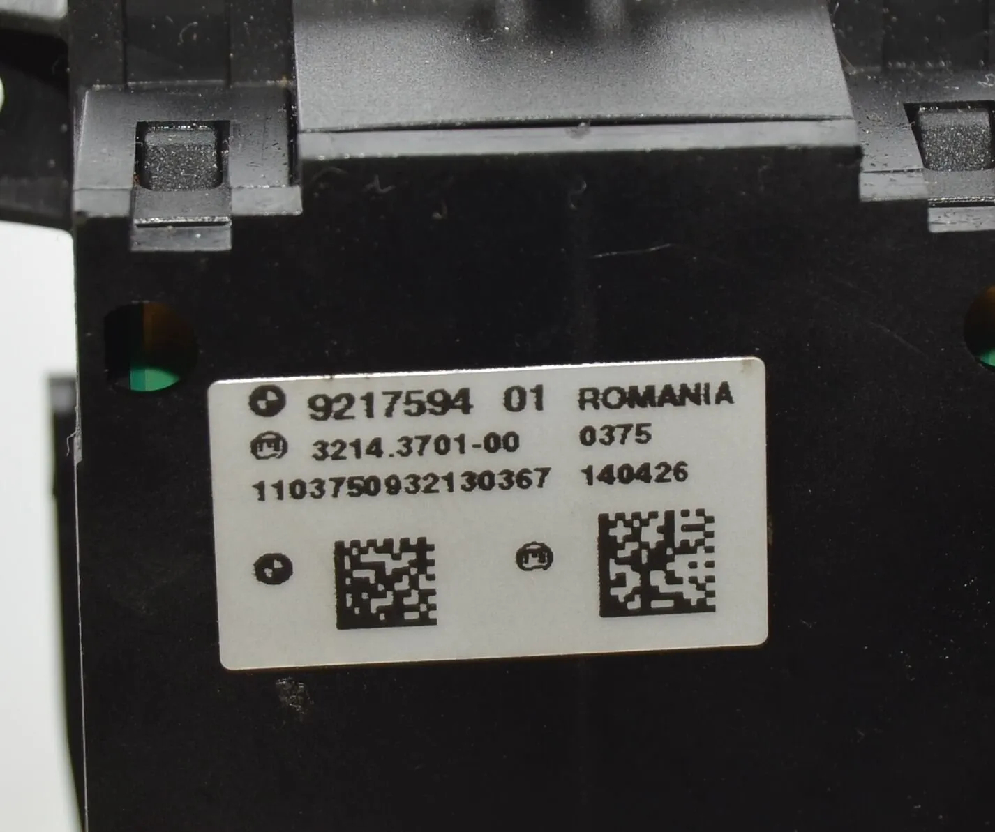 Handbrake Button – OEM 9217594 · BMW 5 (F10) 530 d 2010 – 6