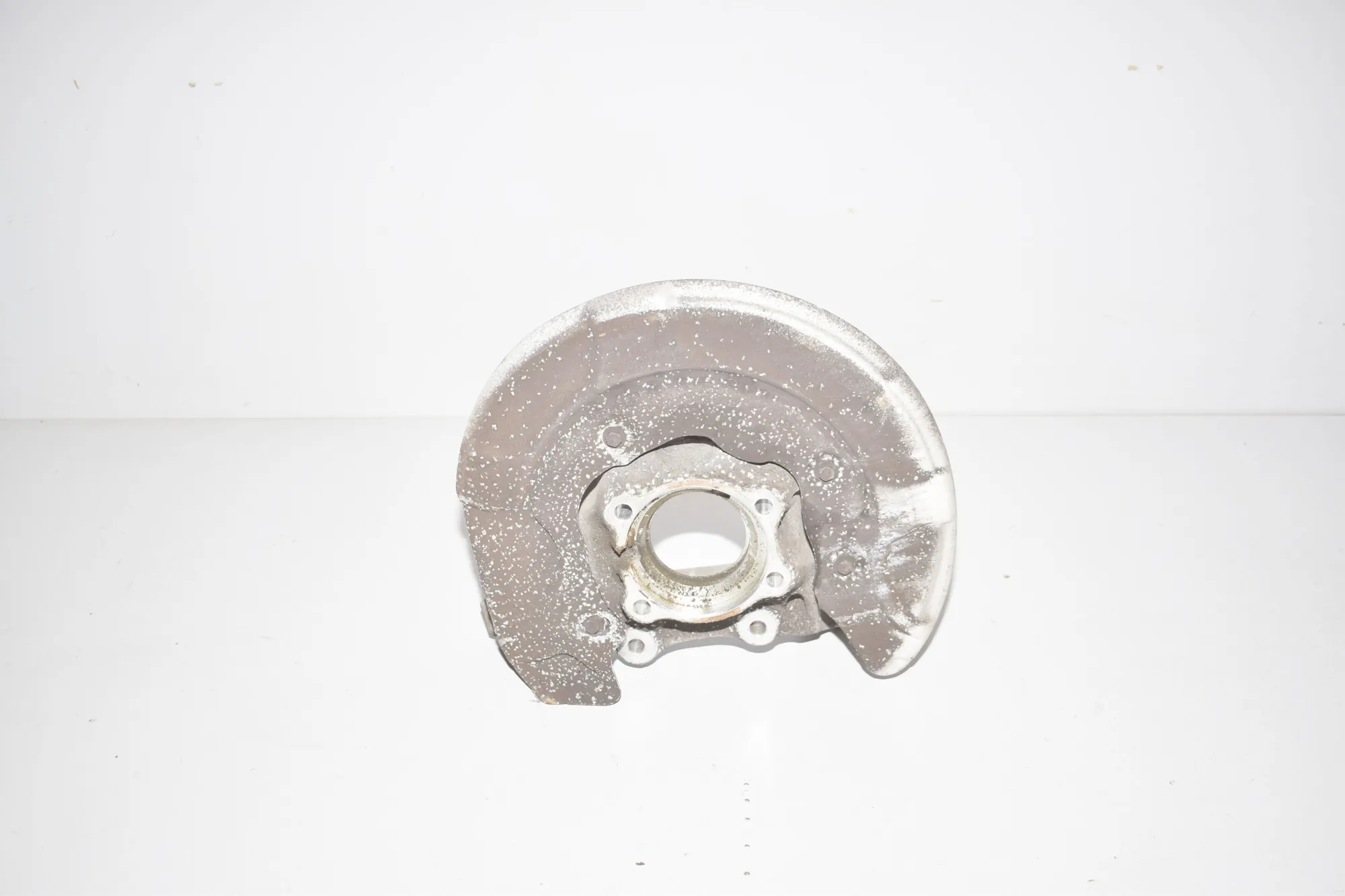 Rear Left Wheel Hub Spindle – OEM 621654 · BMW 7 (G11, G12) 740 d, Ld xDrive 2016