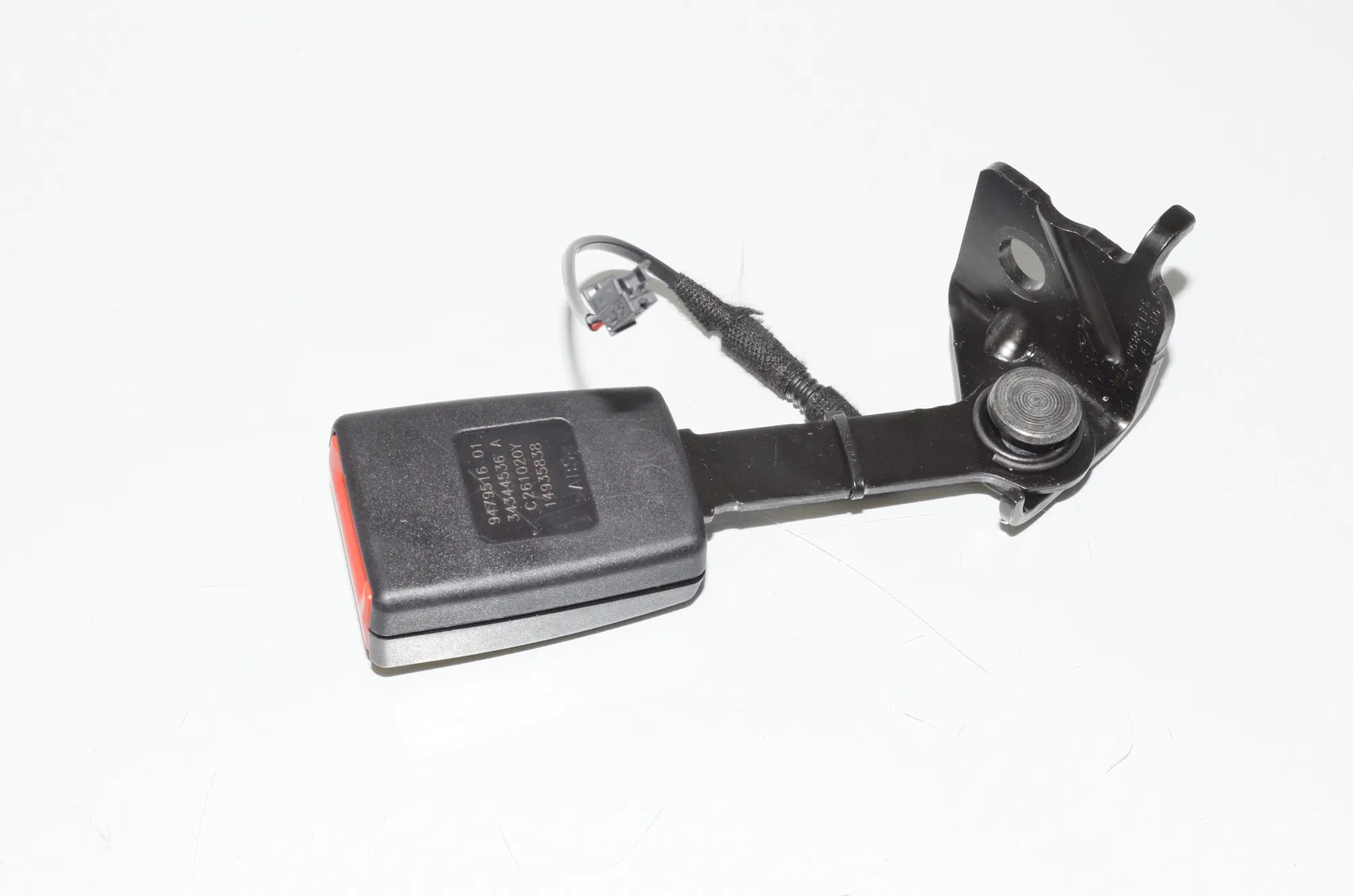 Rear Right Seat Buckle – OEM 72119479516 · BMW i3 (I01) s Electric 2020 – 2
