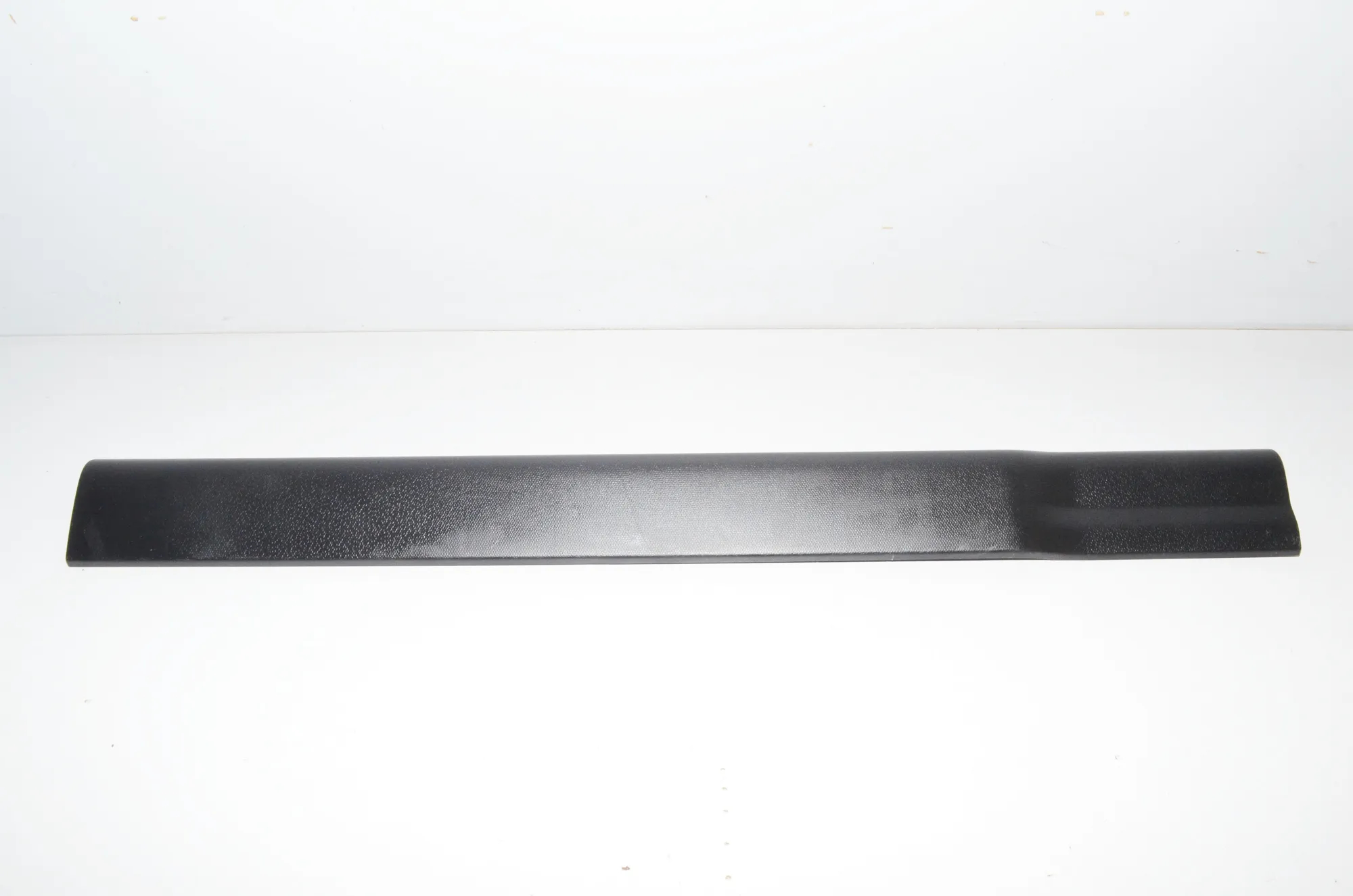 Front Right Interior Step Trim – OEM 7272380 · BMW i3 (I01) s Electric 2020 – 3