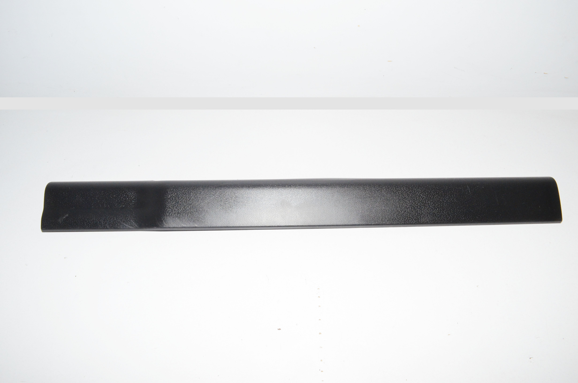 Front Left Interior Step Trim – OEM 51477272379 · BMW i3 (I01) s Electric 2020