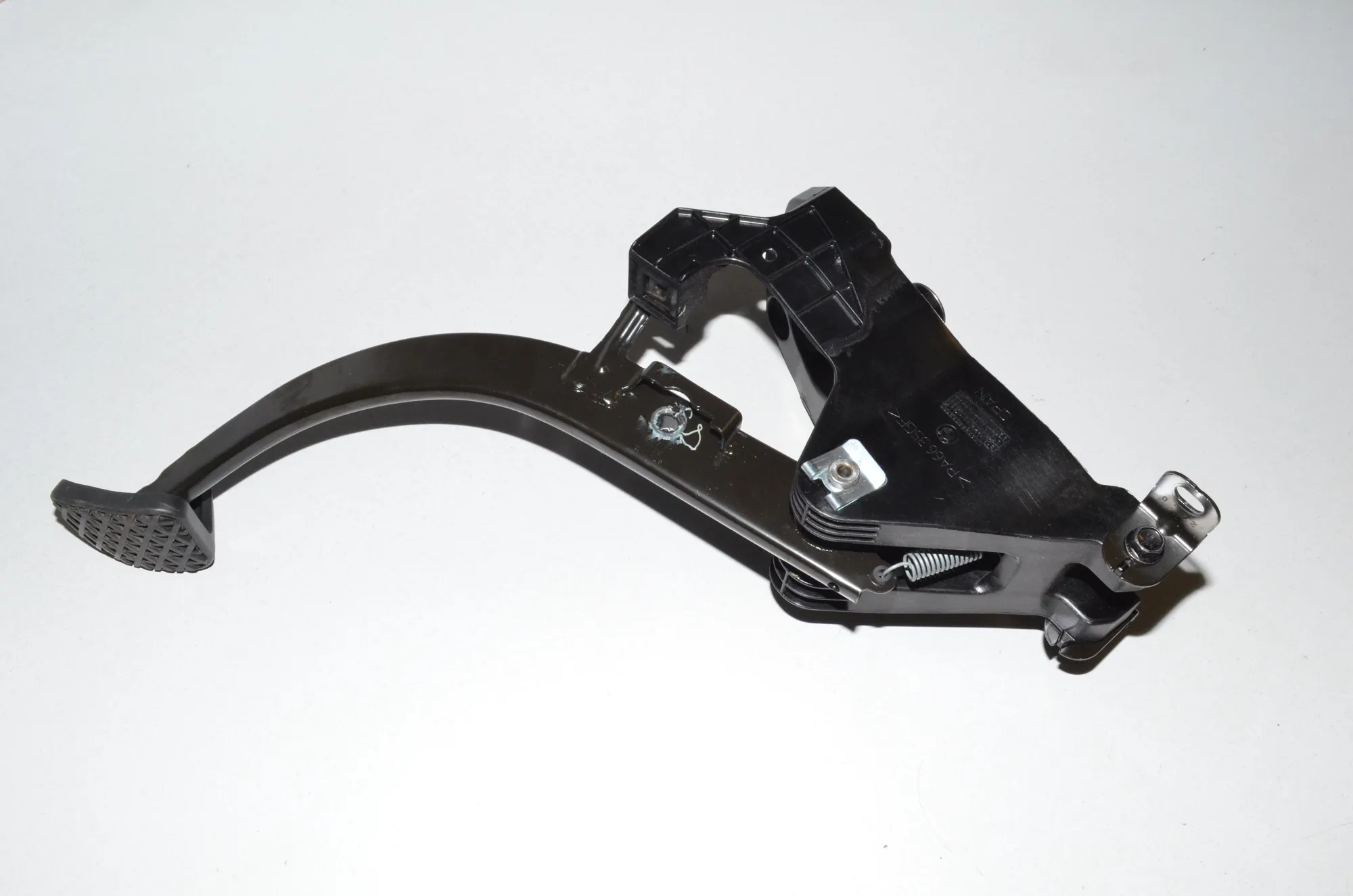 Brake Pedal – OEM 35006799925 · BMW i3 (I01) s Electric 2020