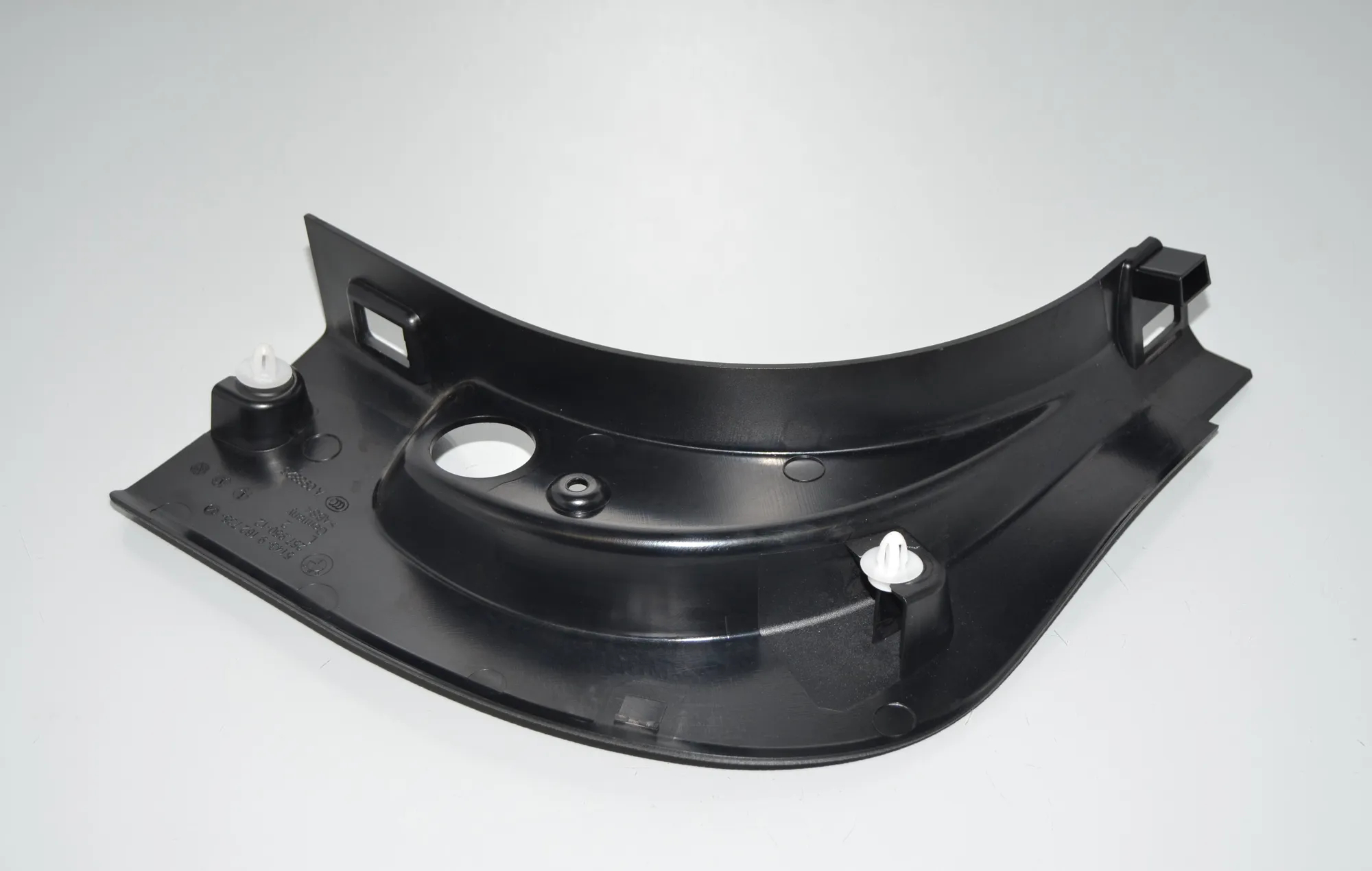 Front Left Interior Step Trim – OEM 9162735 · BMW 5 (F10) 530 d 2011 – 4
