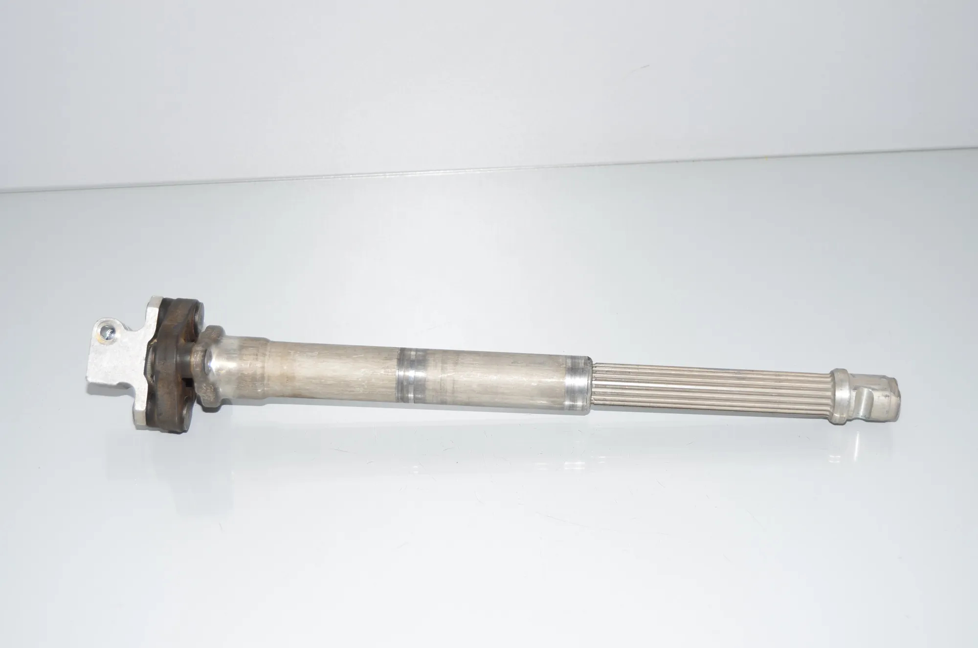 Steering Column Shaft Joint – OEM 6776108 · BMW 5 (F10) 530 d 2011