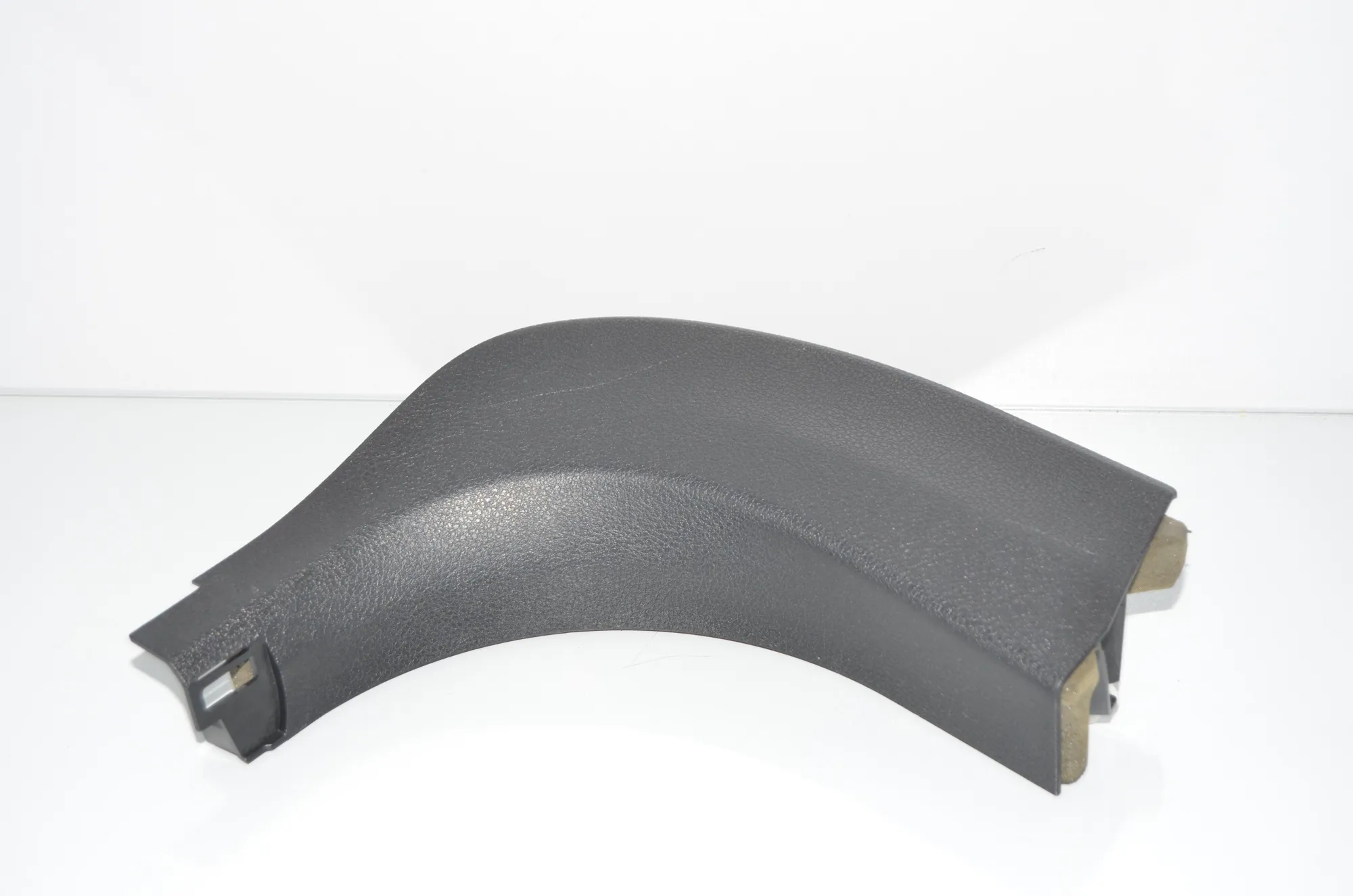Front Right Interior Step Trim – OEM 9162736 · BMW 5 (F10) 530 d 2011 – 2