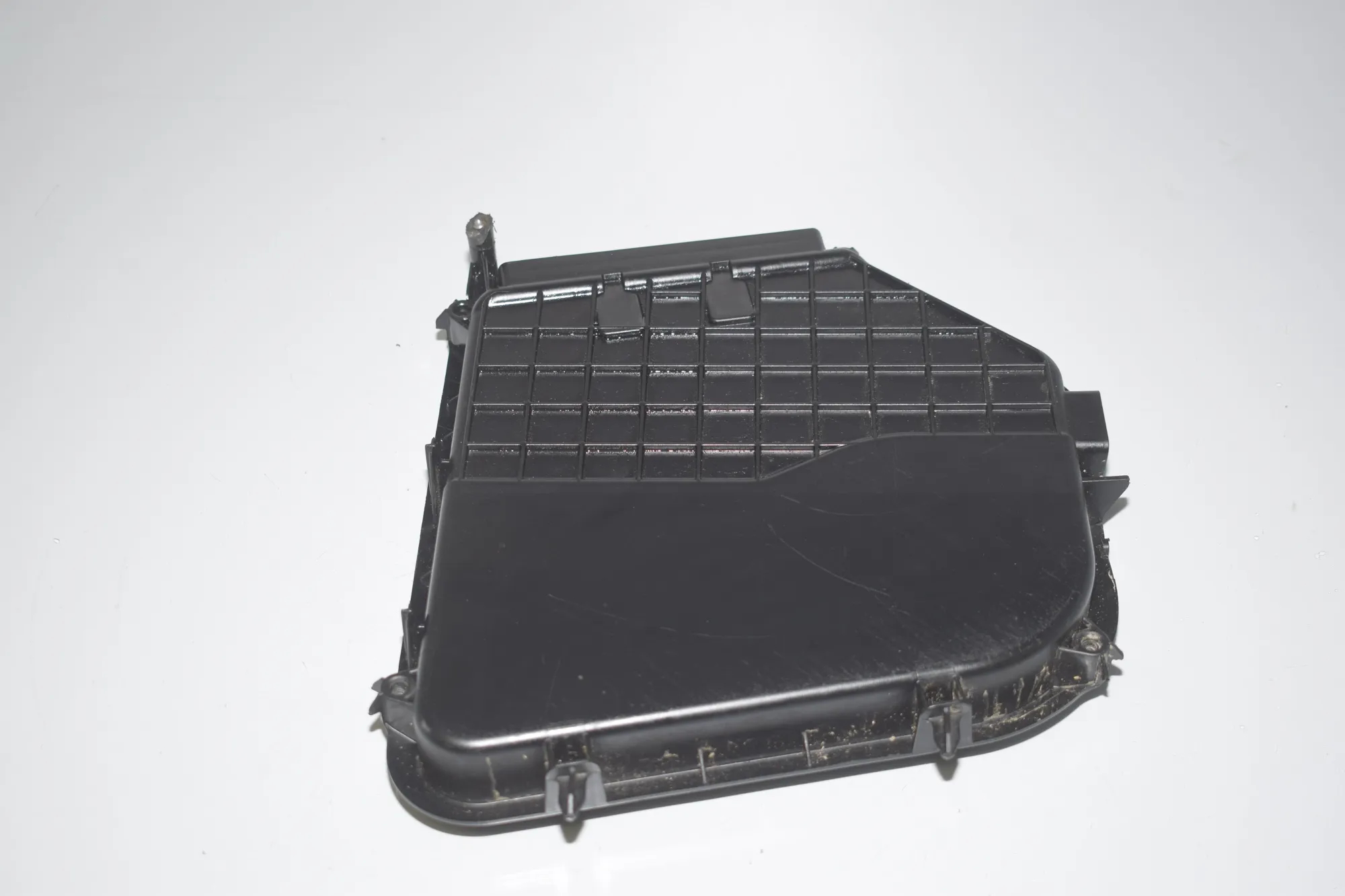 Fuse Box Cover – OEM 7555152 · BMW 5 (F10) 530 d 2010