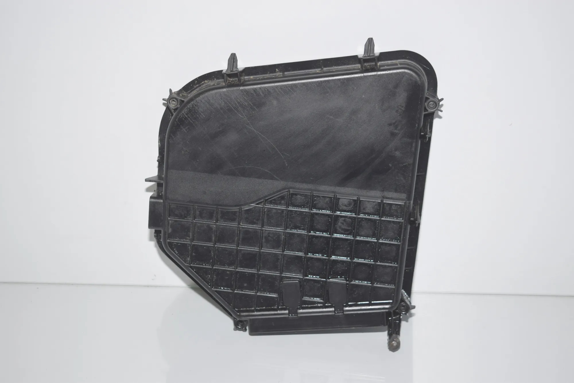 Fuse Box Cover – OEM 7555152 · BMW 5 (F10) 530 d 2010 – 3