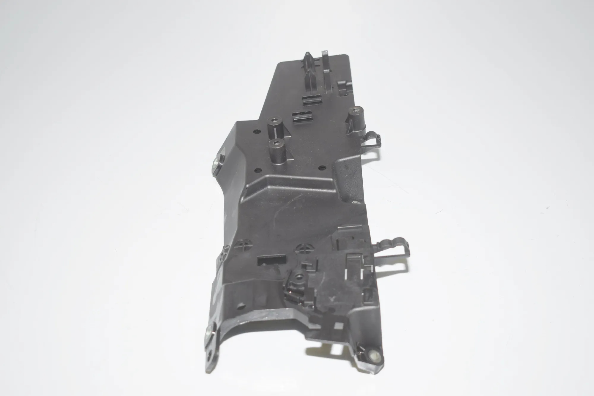 Bracket – OEM 13627806494 · BMW 5 (F10) 530 d 2010 – 2