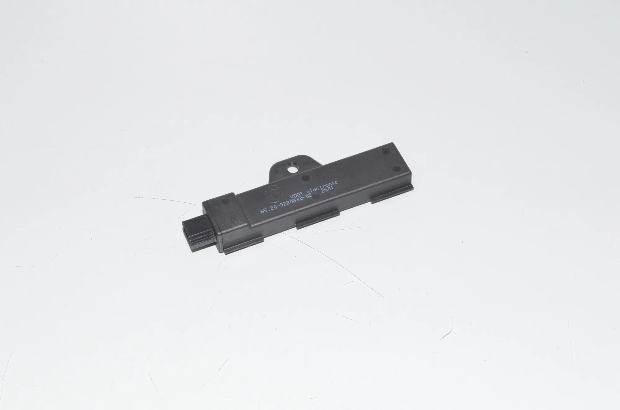 Antenna – OEM 65209144260 · BMW i3 (I01) s Electric 2020