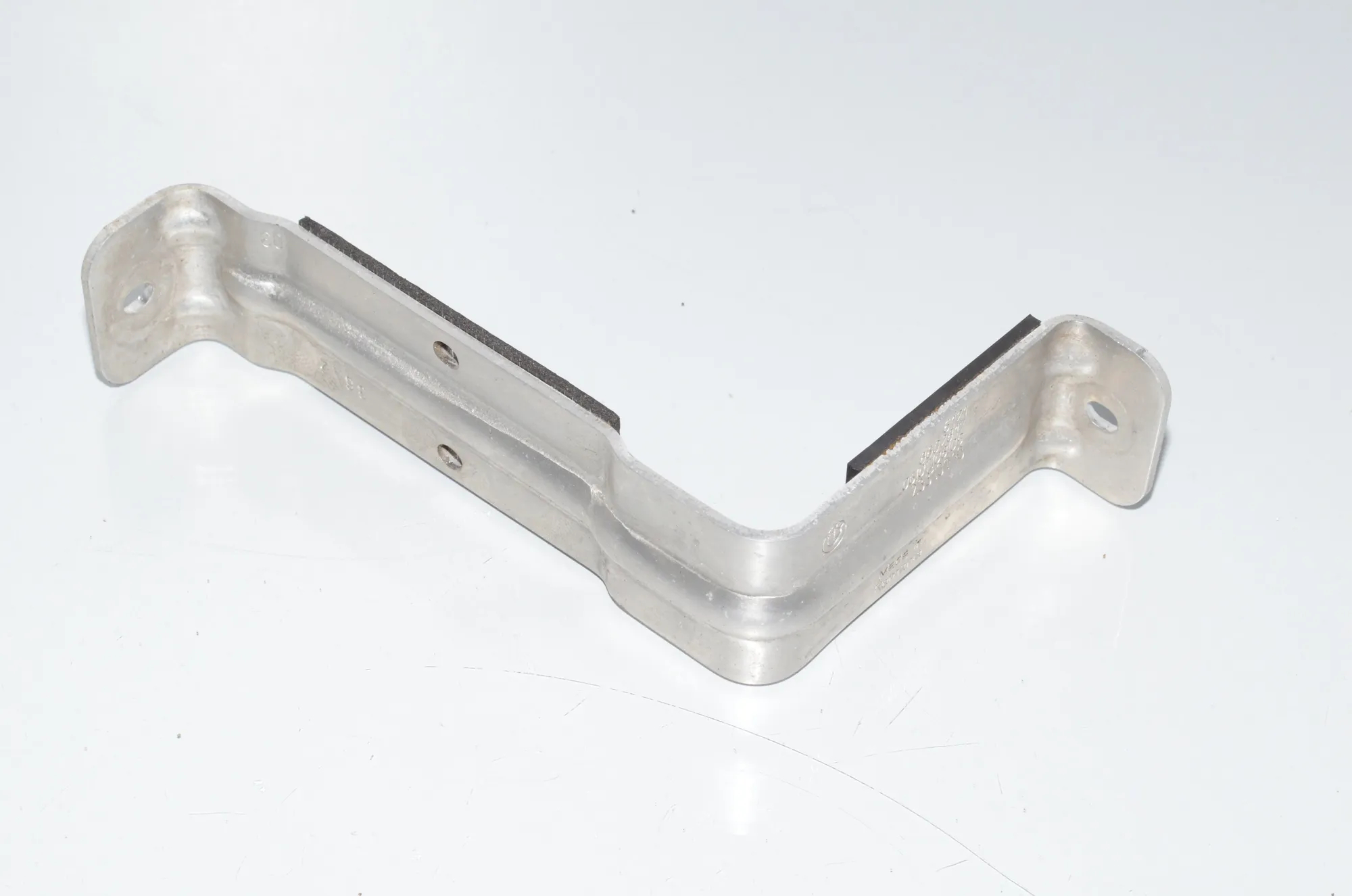 Battery Holder – OEM 8602817 · BMW i3 (I01) s Electric 2020 – 2