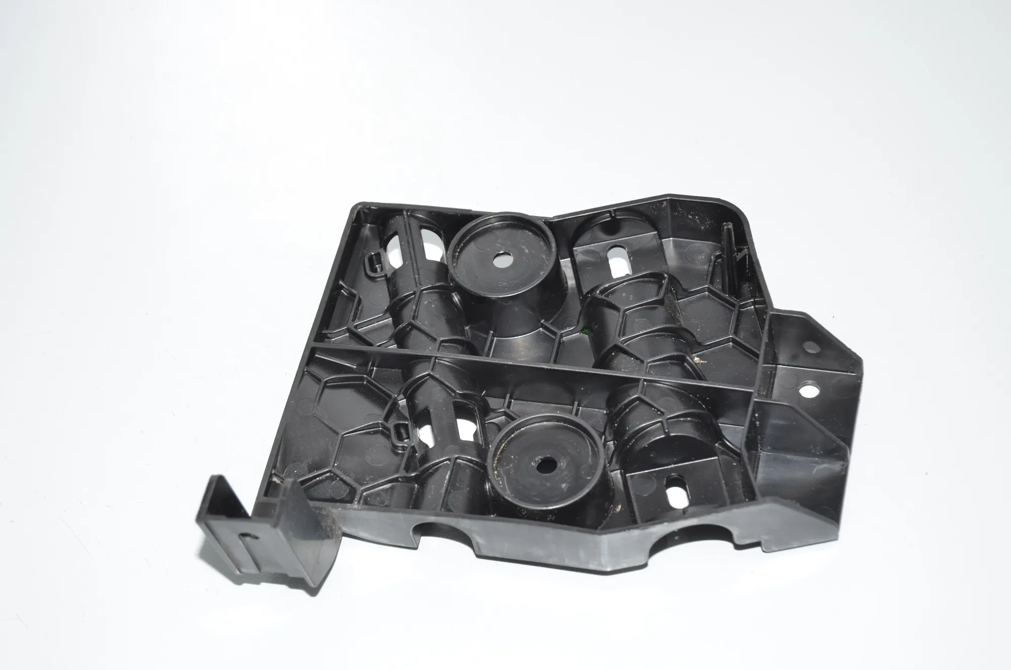 Bracket – OEM 9441940 · BMW iX3 (G08) (2020 - -) Electric (286 HP) 2022 – 4