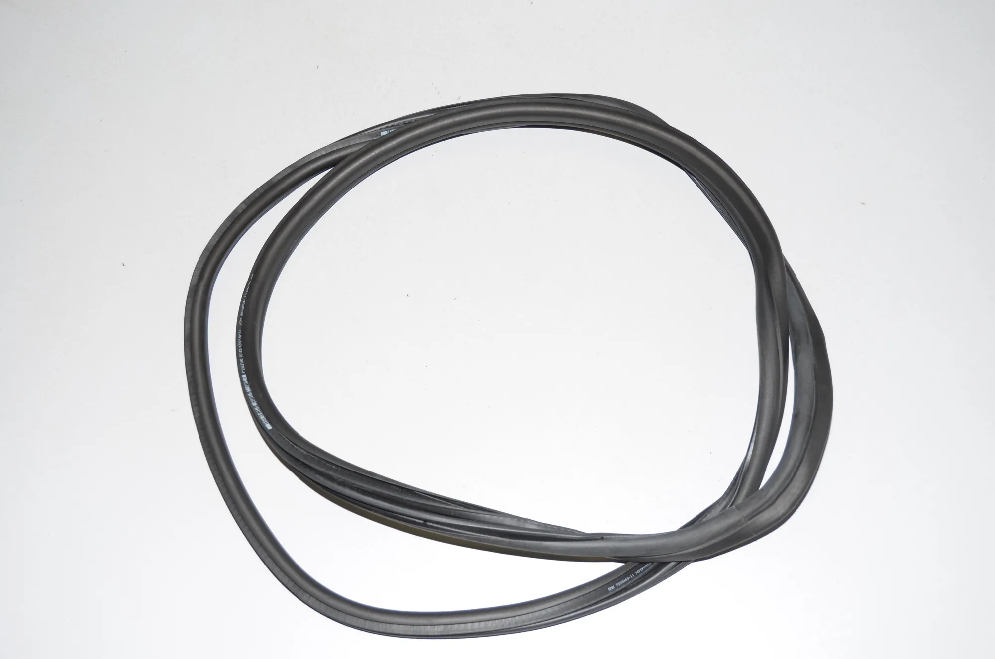Rear Left Door Seal Rubber – OEM 7393449 · BMW iX3 (G08) (2020 - -) Electric (286 HP) 2022 – 2