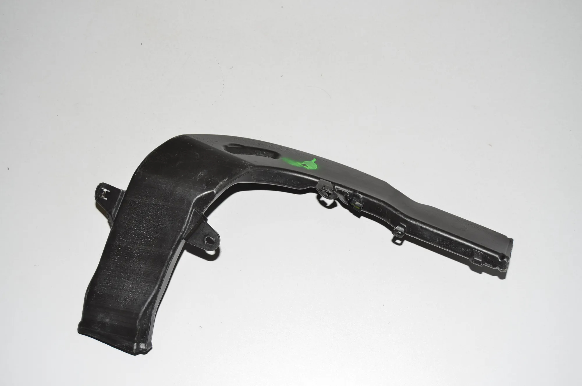 Interior Air Duct Channel – OEM 6997061 · BMW iX3 (G08) (2020 - -) Electric (286 HP) 2022 – 3