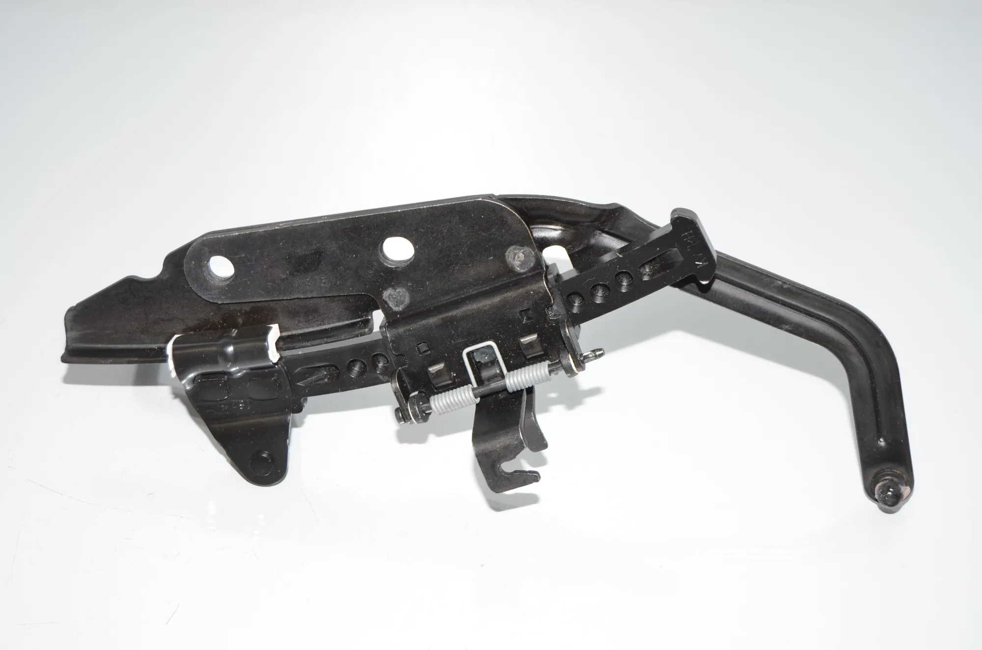 Rear Seat Backrest Lock – OEM 7404186 · BMW iX3 (G08) (2020 - -) Electric (286 HP) 2022