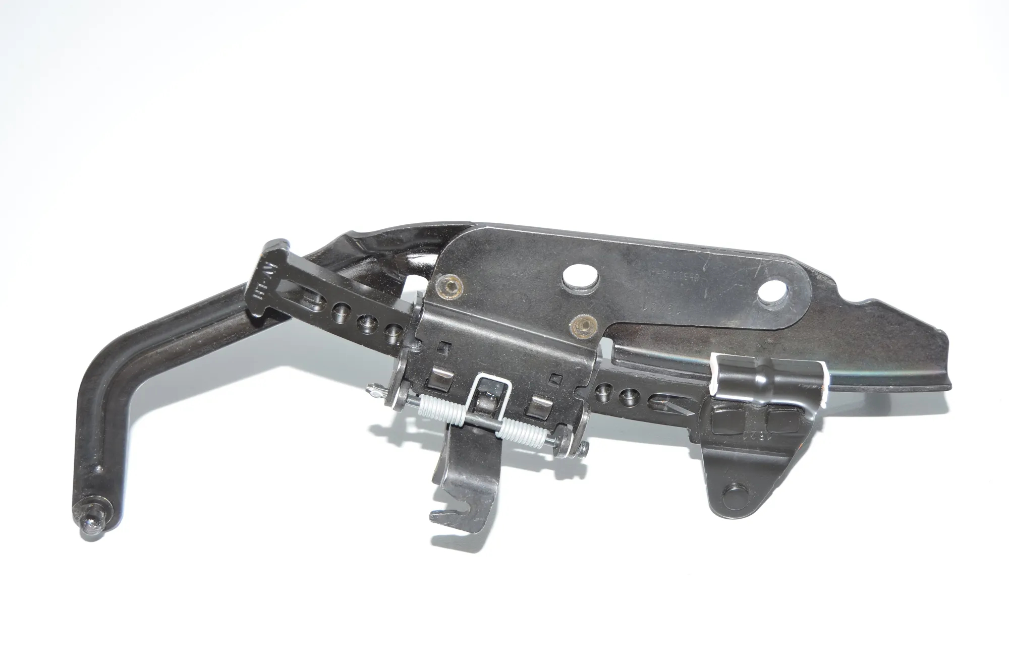 Rear Seat Backrest Lock – OEM 7404185 · BMW iX3 (G08) (2020 - -) Electric (286 HP) 2022
