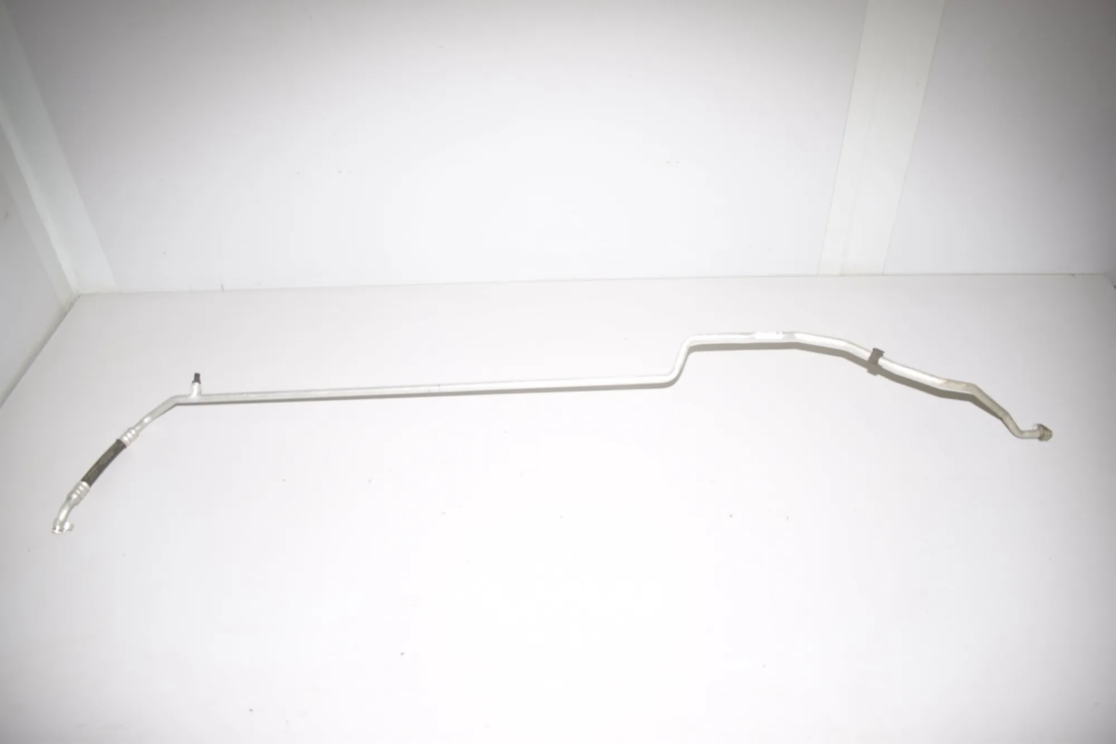 A/C Air Con Hose Pipe – OEM 9291152 · BMW i3 (I01) s Electric 2020