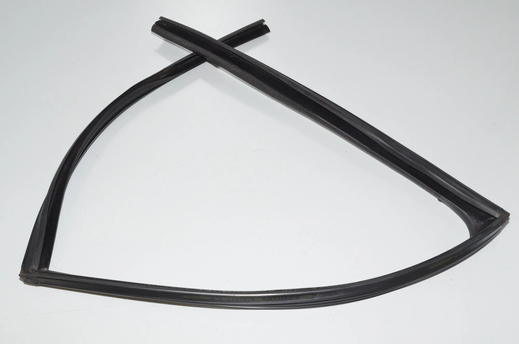 Rear Left Door Panel Trim – OEM 51357182297 · BMW 5 (F10) 530 d 2011 – 3