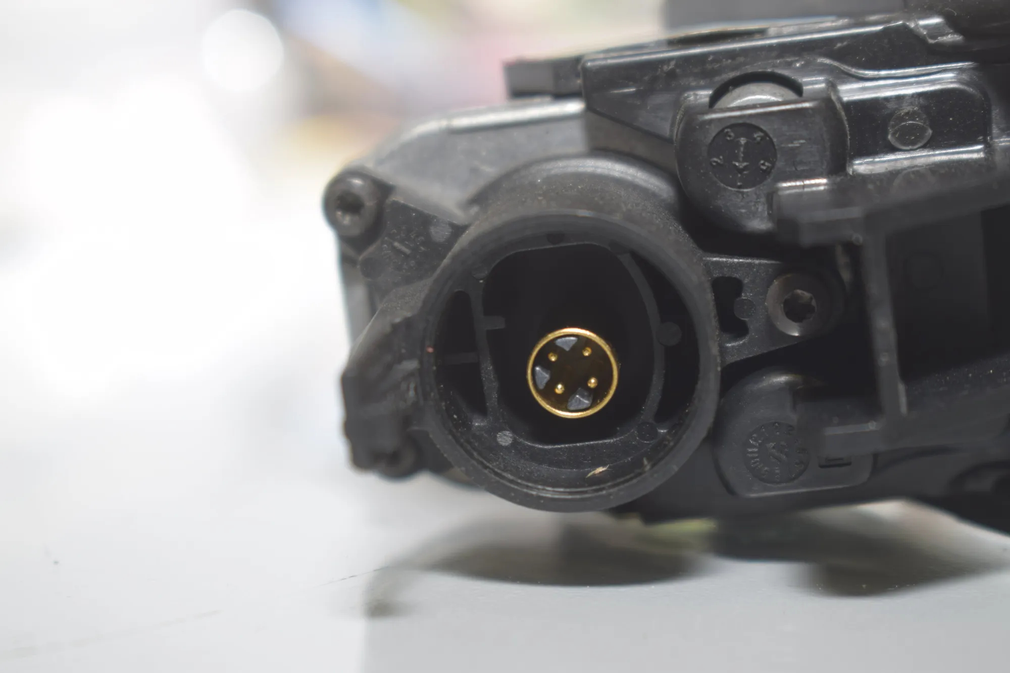 Blind Spot Control Module – OEM 6869508 · BMW 5 (F10) 530 d 2011 – 5