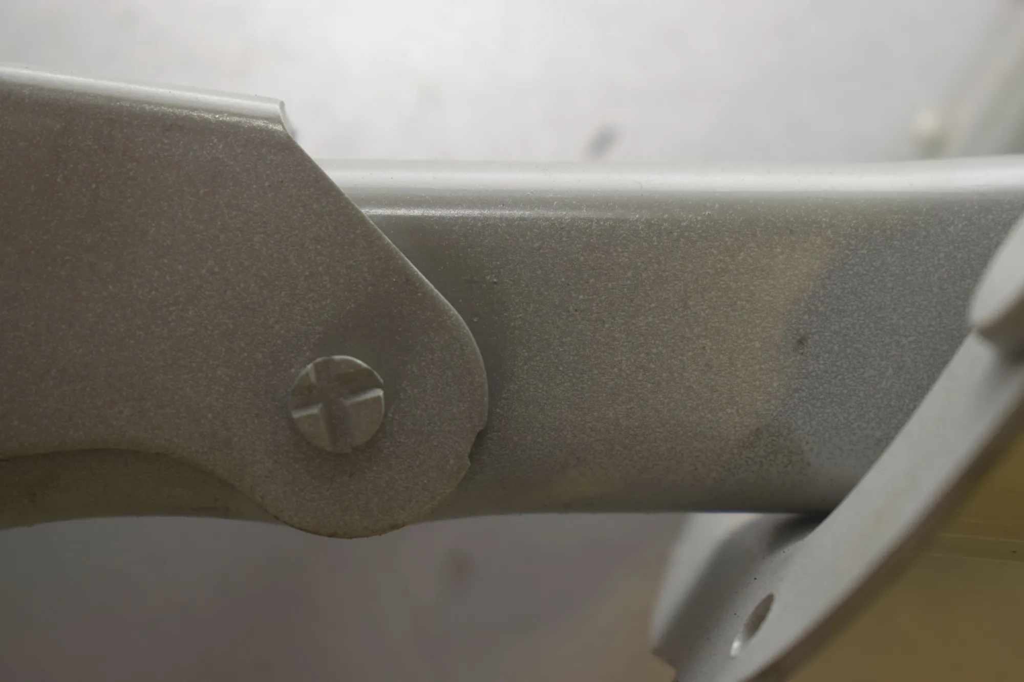 Right Side Bootlid Hinge – OEM 7204238 · BMW 5 (F10) 530 d 2011 – 4
