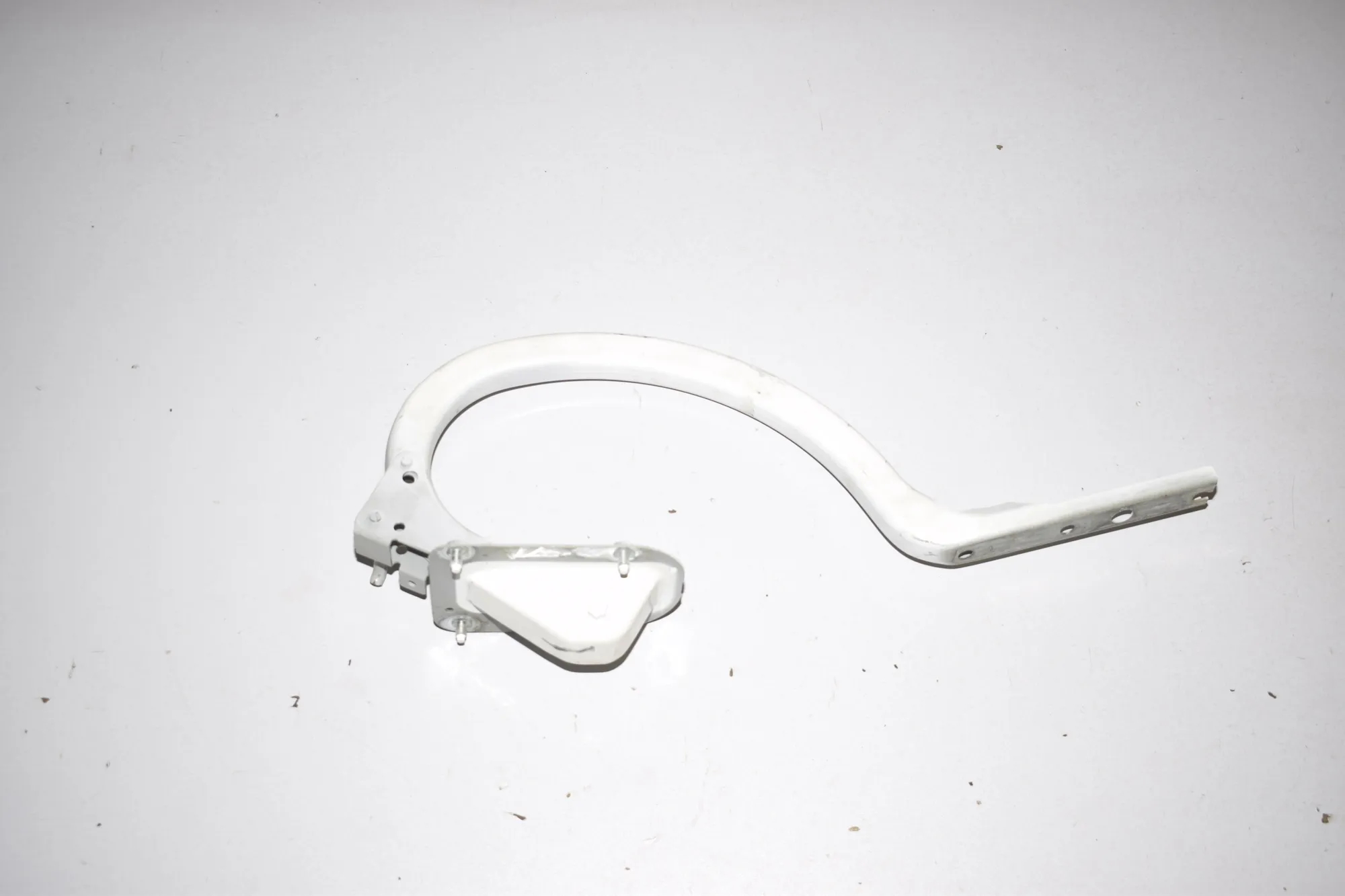 Left Side Bootlid Hinge – OEM 41627204237 · BMW 5 (F10) 530 d 2011