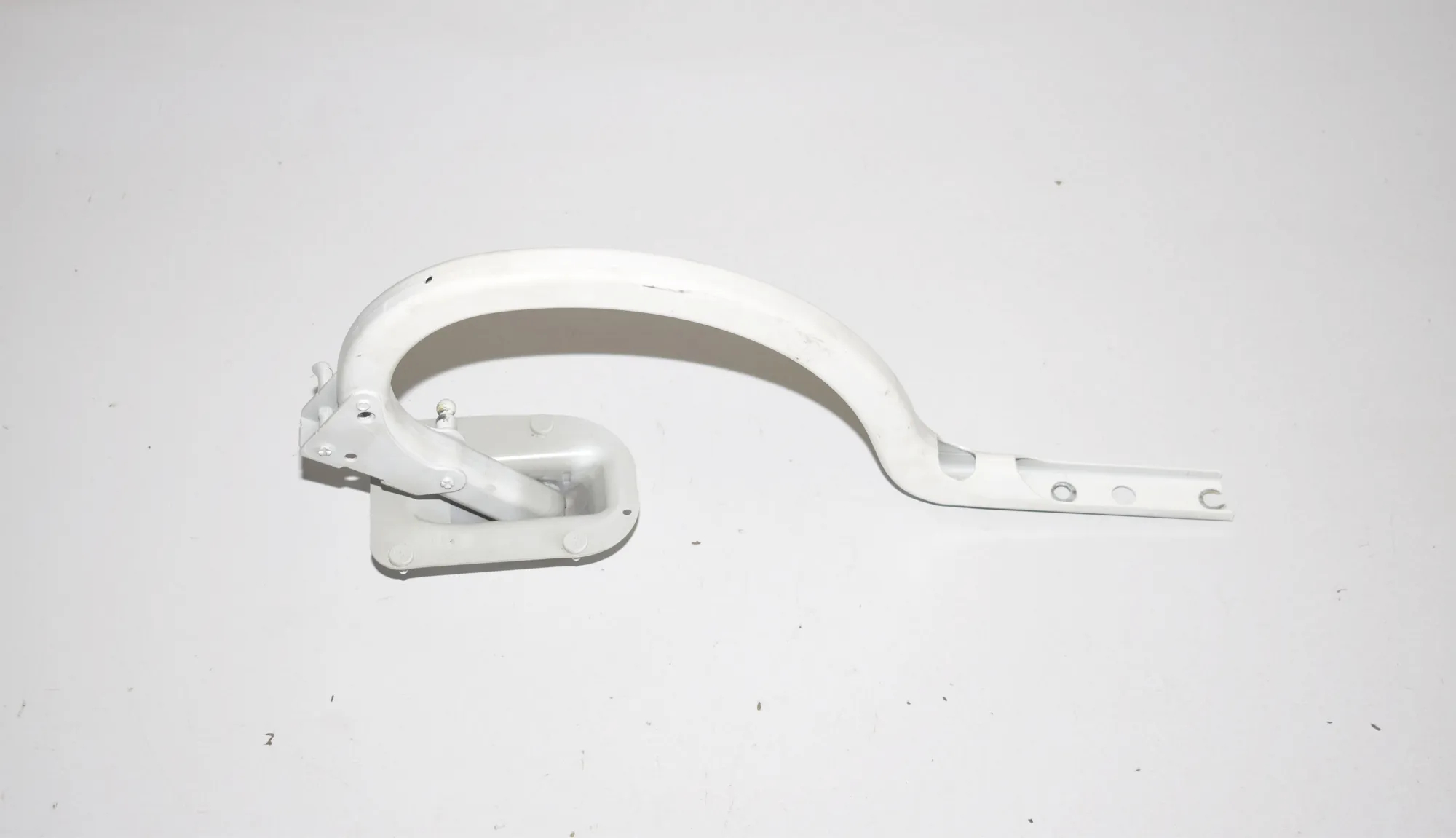 Left Side Bootlid Hinge – OEM 41627204237 · BMW 5 (F10) 530 d 2011 – 2