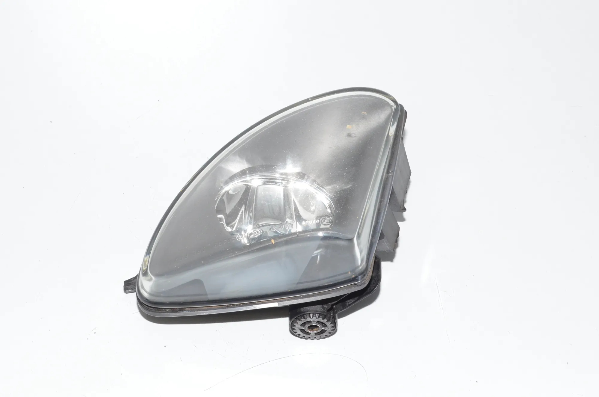 Front Left Fog Light – OEM 7216887 · BMW 5 (F10) 530 d 2011