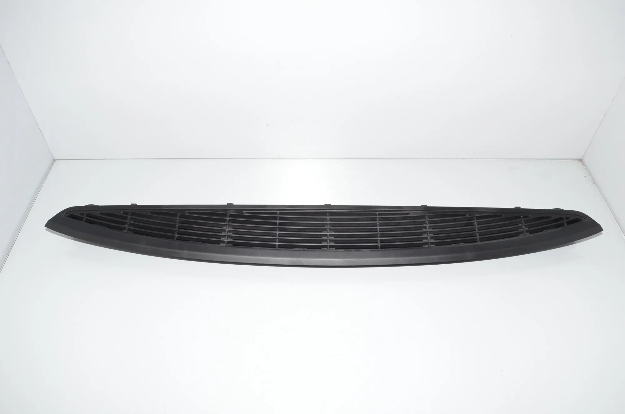 Cabin Air Intake Grille – OEM 9173447 · BMW 5 (F10) 530 d 2011