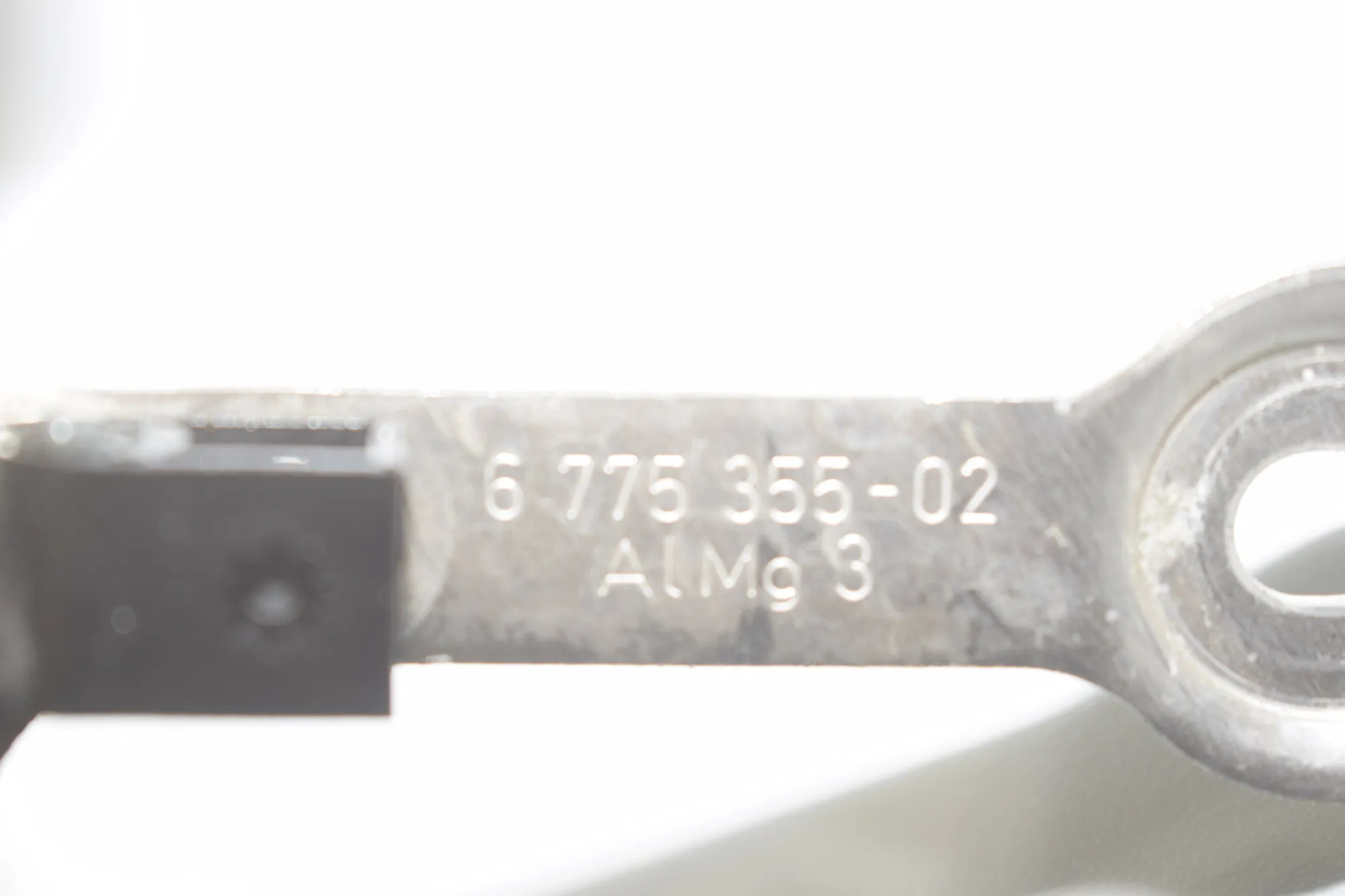 ABS Pump Holder – OEM 6775355 · BMW 5 (F10) 530 d 2011 – 4