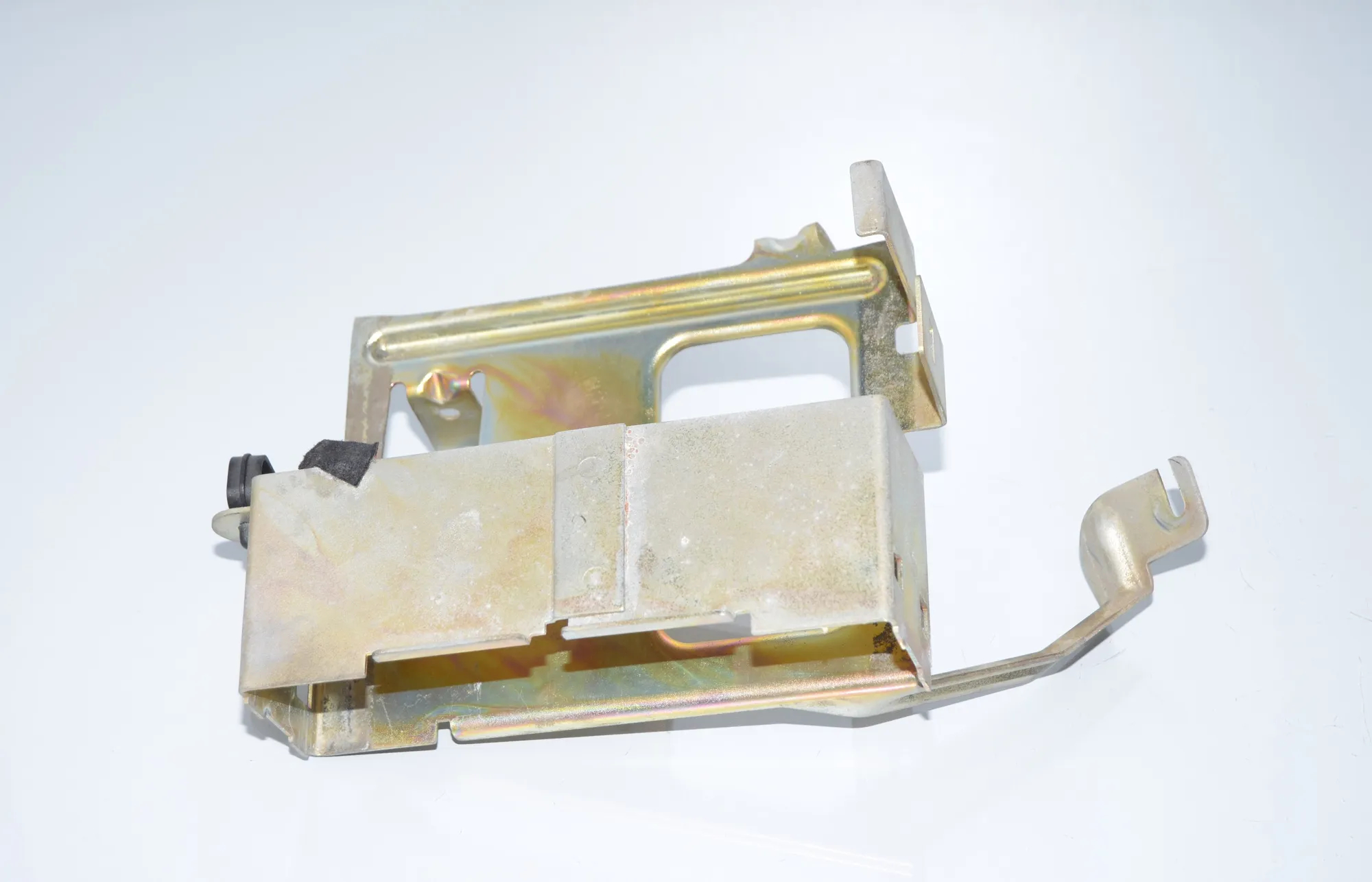 Bracket – OEM 8368215 · BMW 5 Touring (E39) 530 d 2002 – 3