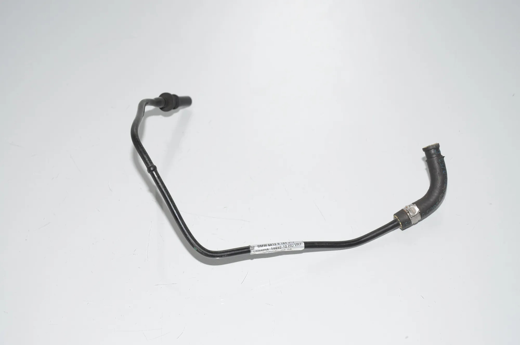 Webasto Heater Fuel Pipe Hose – OEM 9184373 · BMW 5 Touring (F11) BMW 5 Touring (F11) 520 d 2009