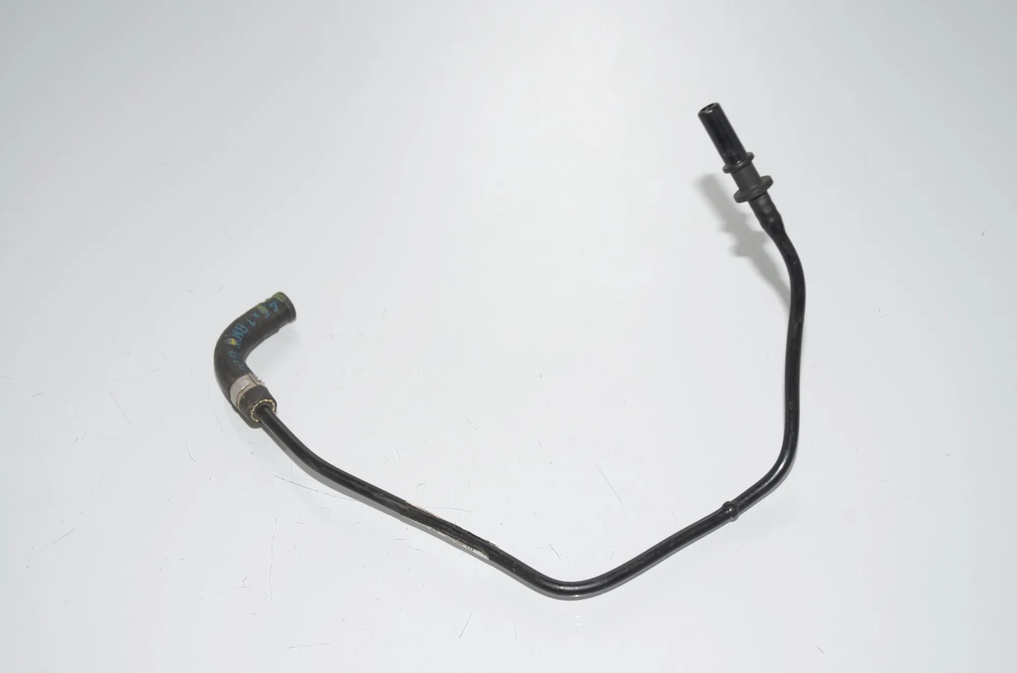 Webasto Heater Fuel Pipe Hose – OEM 9184373 · BMW 5 Touring (F11) BMW 5 Touring (F11) 520 d 2009 – 4