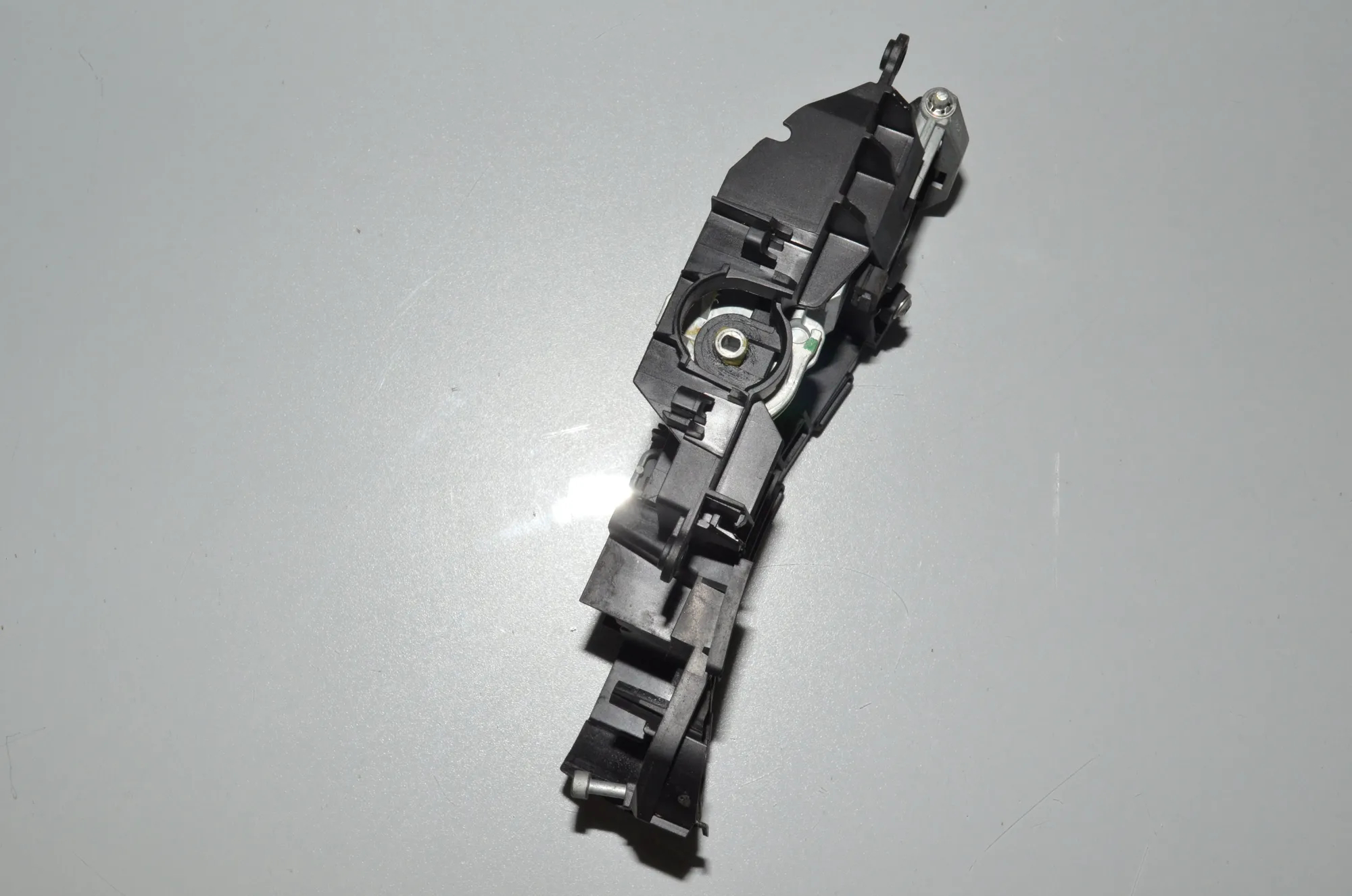 Rear Left Door Interior Handle Frame – OEM 7300327 · BMW 5 (F10) 530 d 2011 – 3