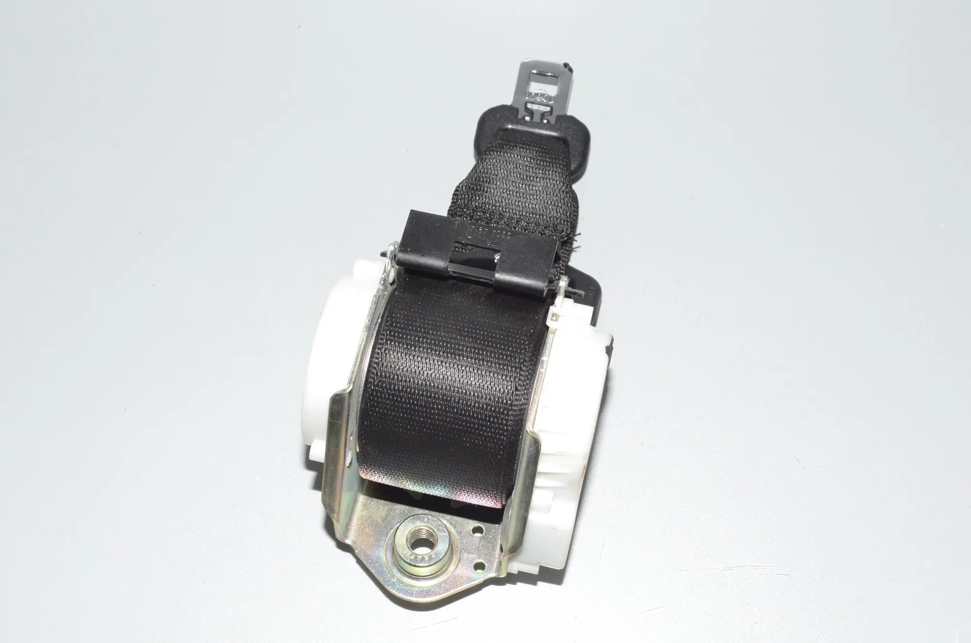 Rear Middle Seatbelt – OEM 72117247667 · BMW 5 (F10) 530 d 2011