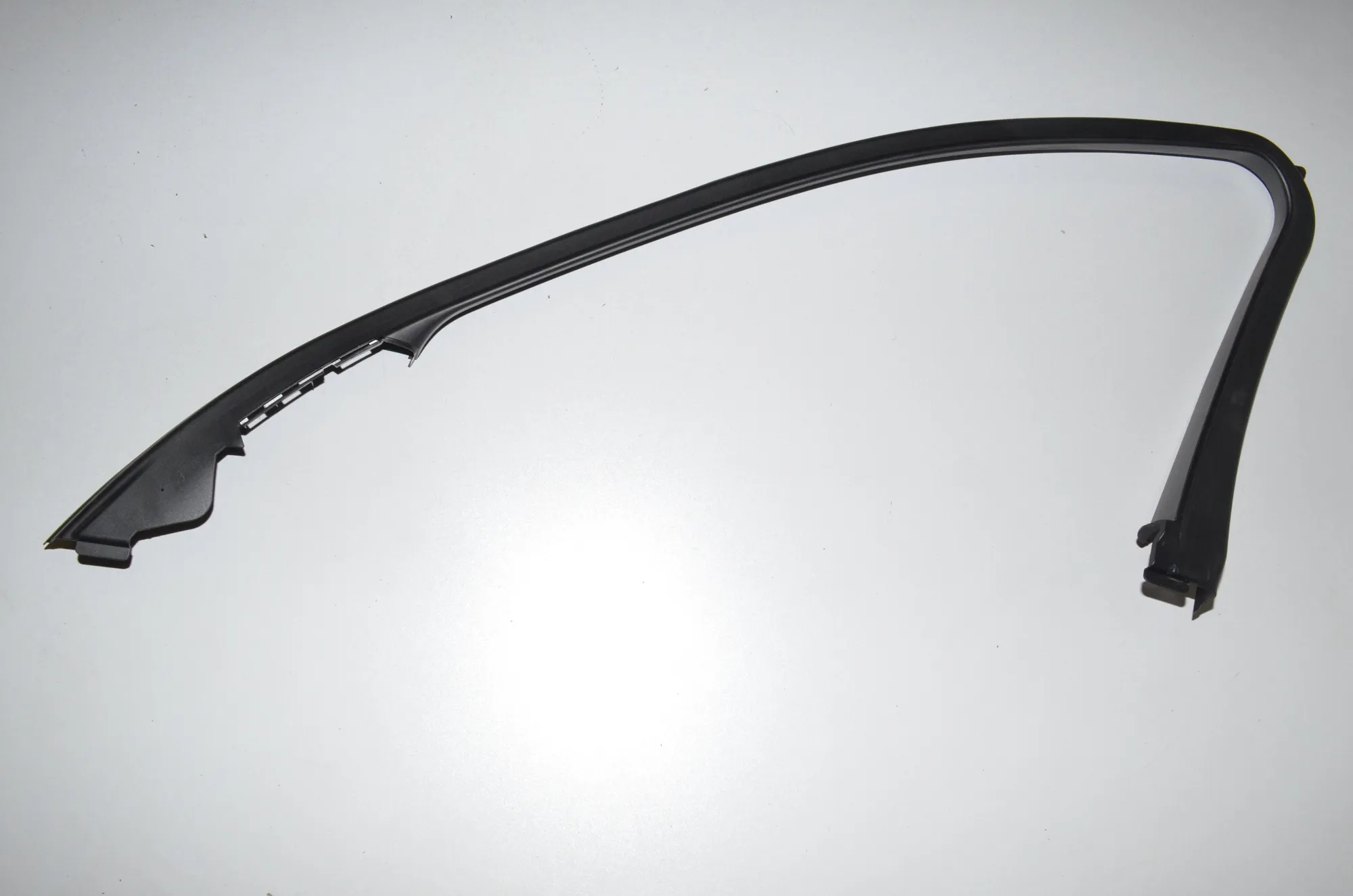Front Right Door Panel Trim – OEM 7182012 · BMW 5 (F10) 530 d 2011