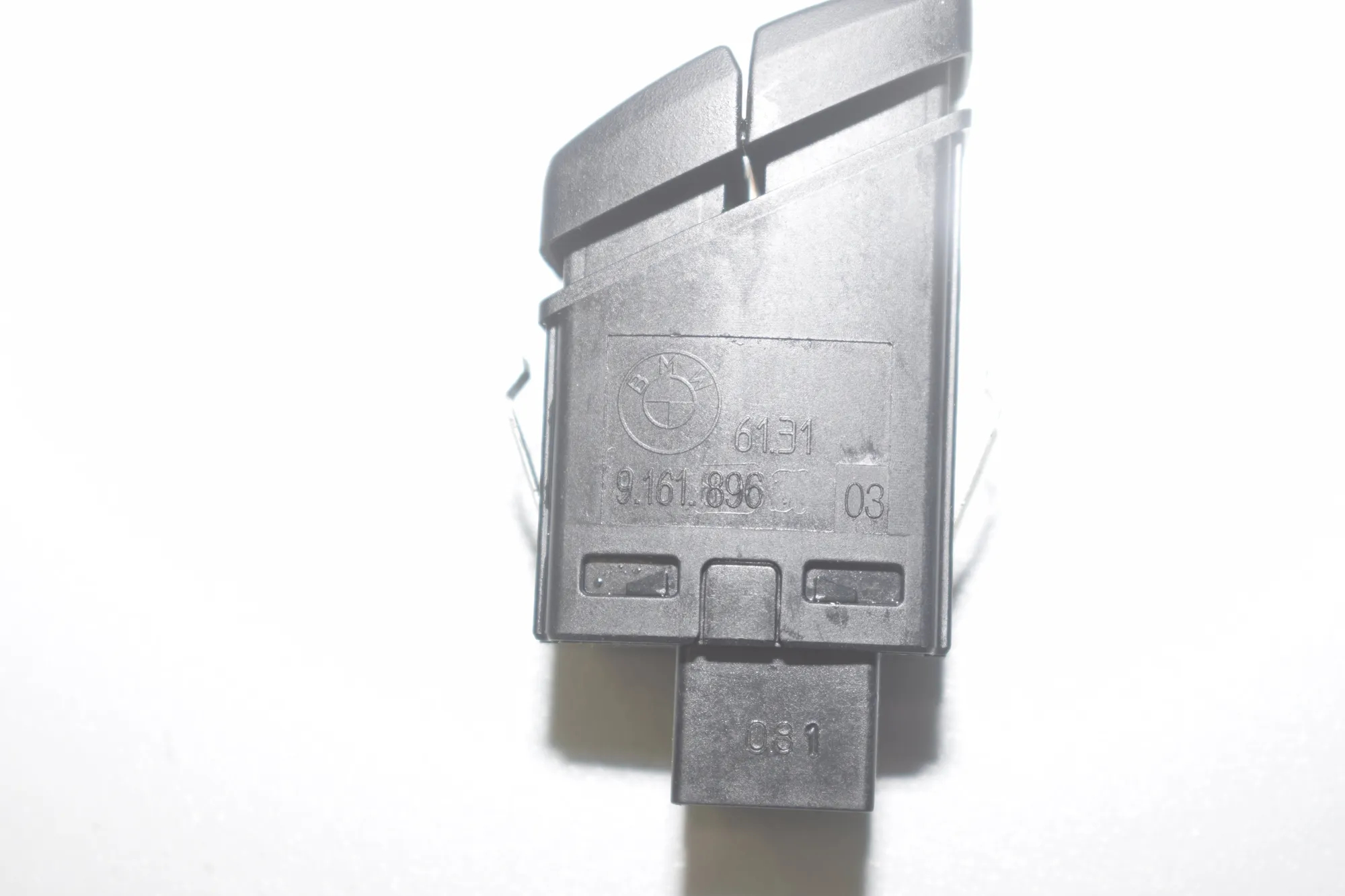 Hazard Button – OEM 61319161896 · BMW 5 (F10) 530 d 2011 – 5