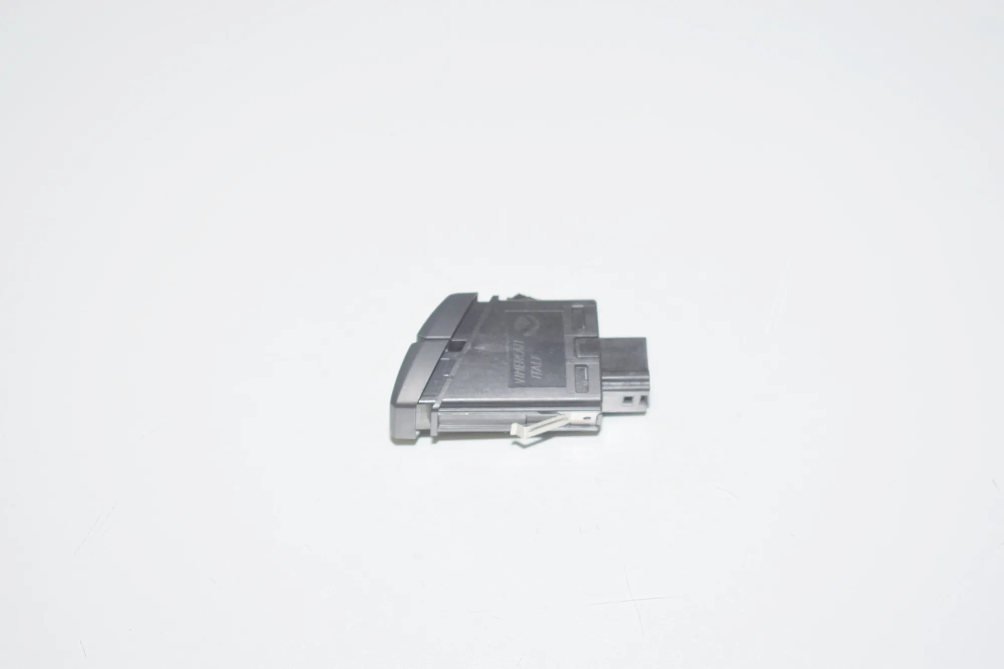 Hazard Button – OEM 61319161896 · BMW 5 (F10) 530 d 2011 – 2