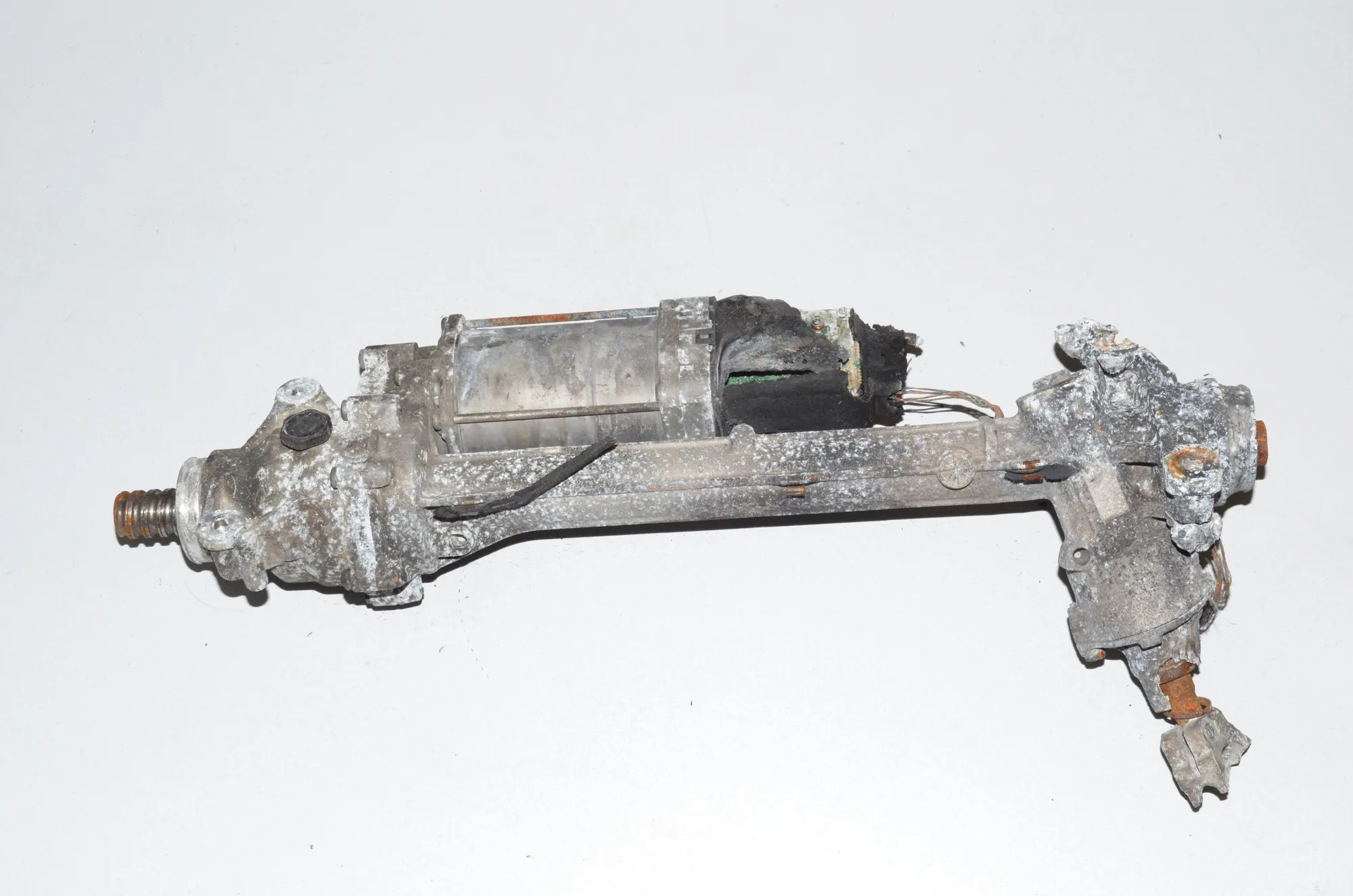 Steering Rack – OEM 6869010 · BMW 3 Touring (F31) 330 d xDrive 2013 – 5