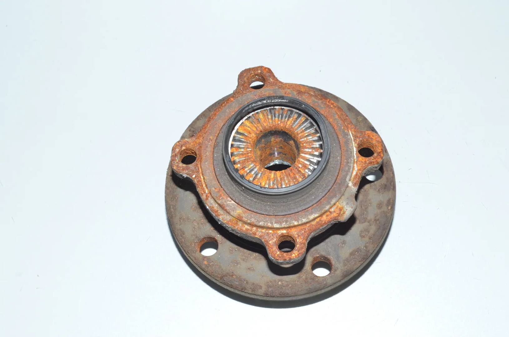 Front Right Wheel Bearing – OEM 31206876844 · BMW 3 Touring (F31) 330 d xDrive 2013 – 3