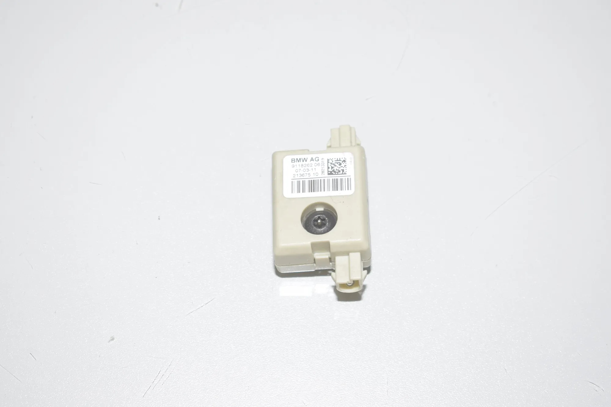 Antenna – OEM 2622341 · BMW 5 (F10) 530 d 2011